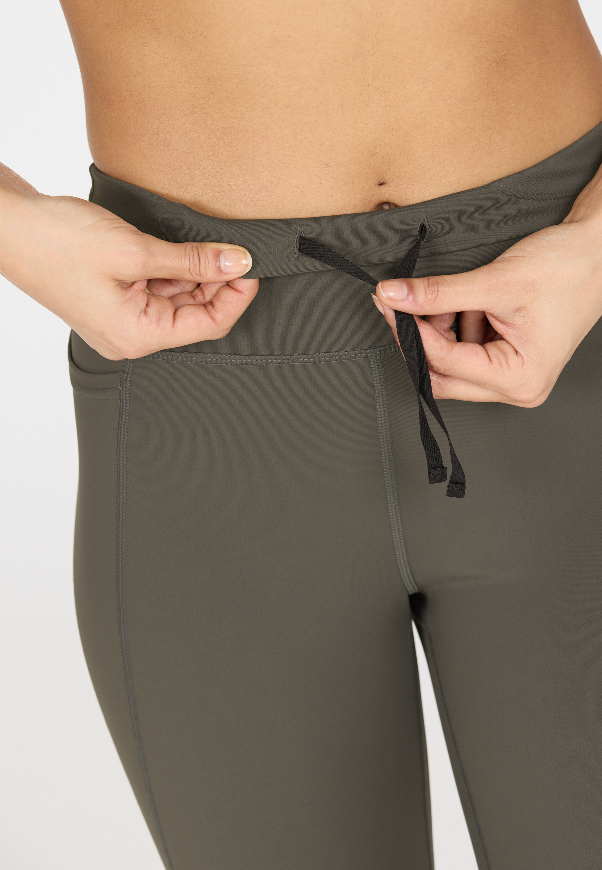 ATHLECIA, Aliya Tight