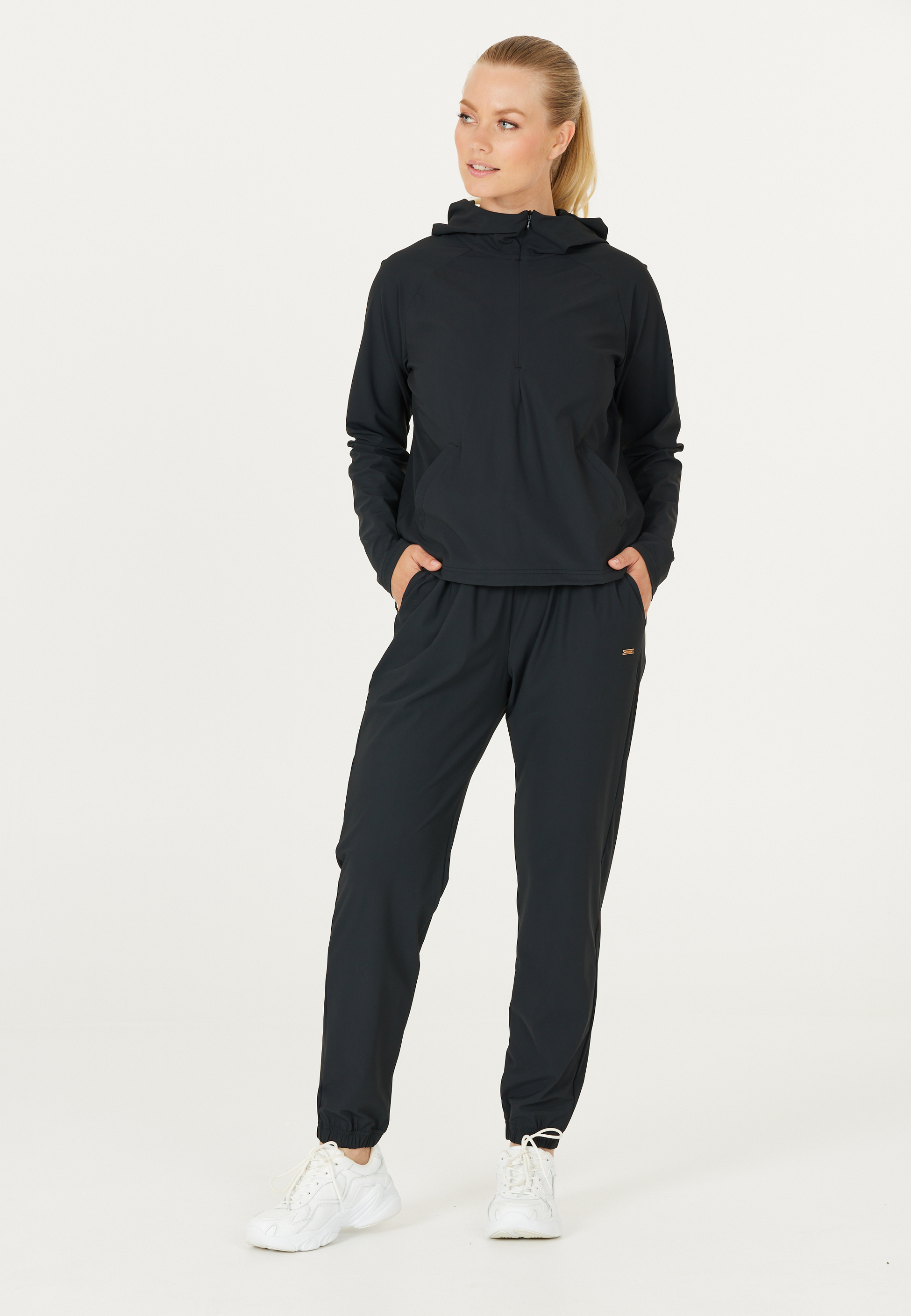 ATHLECIA, Amis Trousers