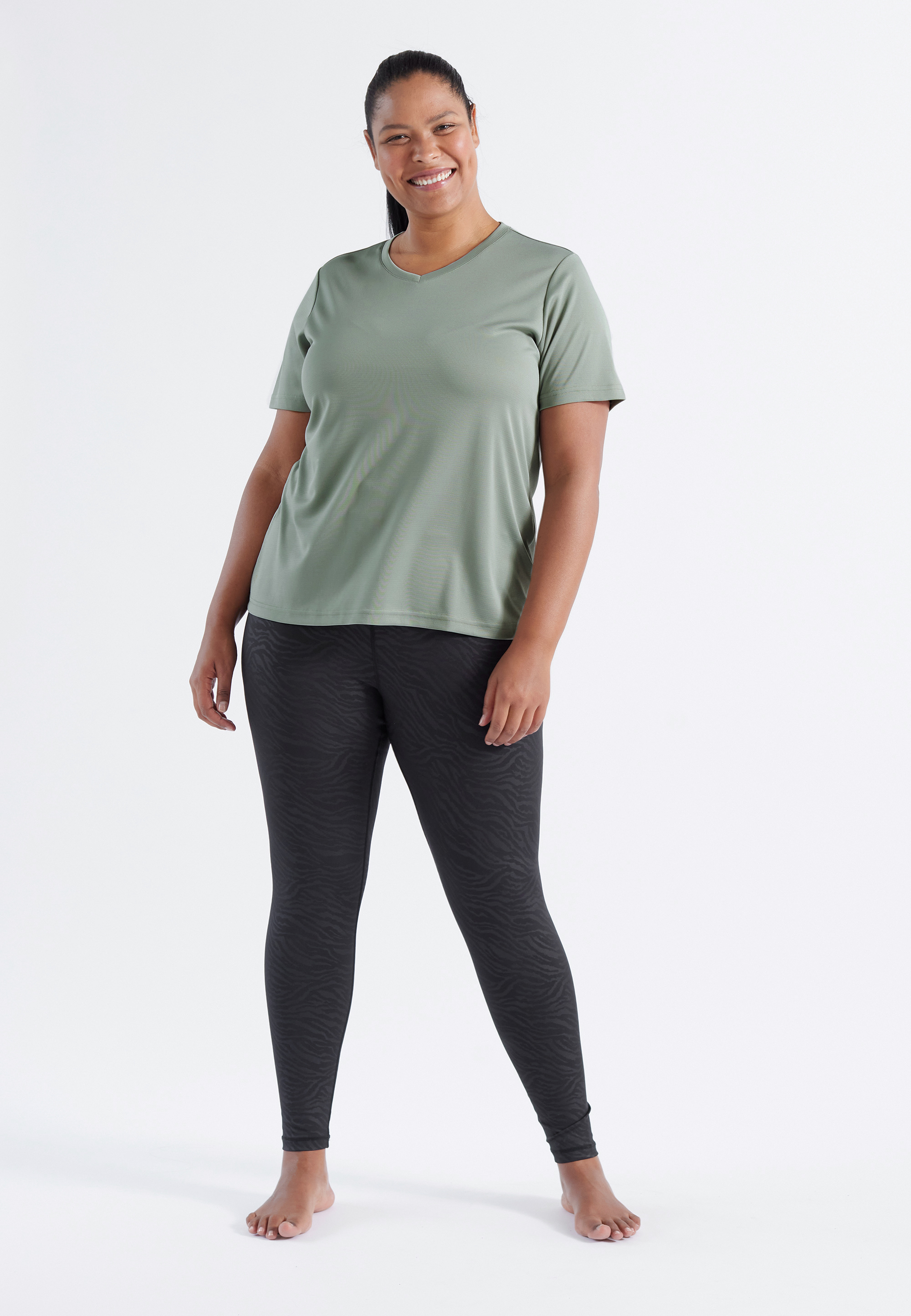 Q SPORTSWEAR, Annabelle Functional Shirt