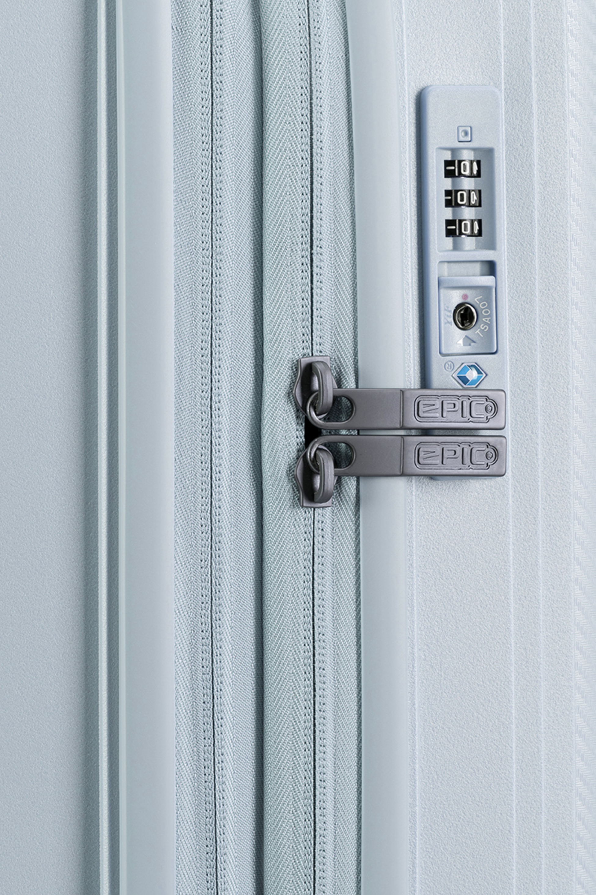 EPIC, Anthem Kabinväska 55 Cm