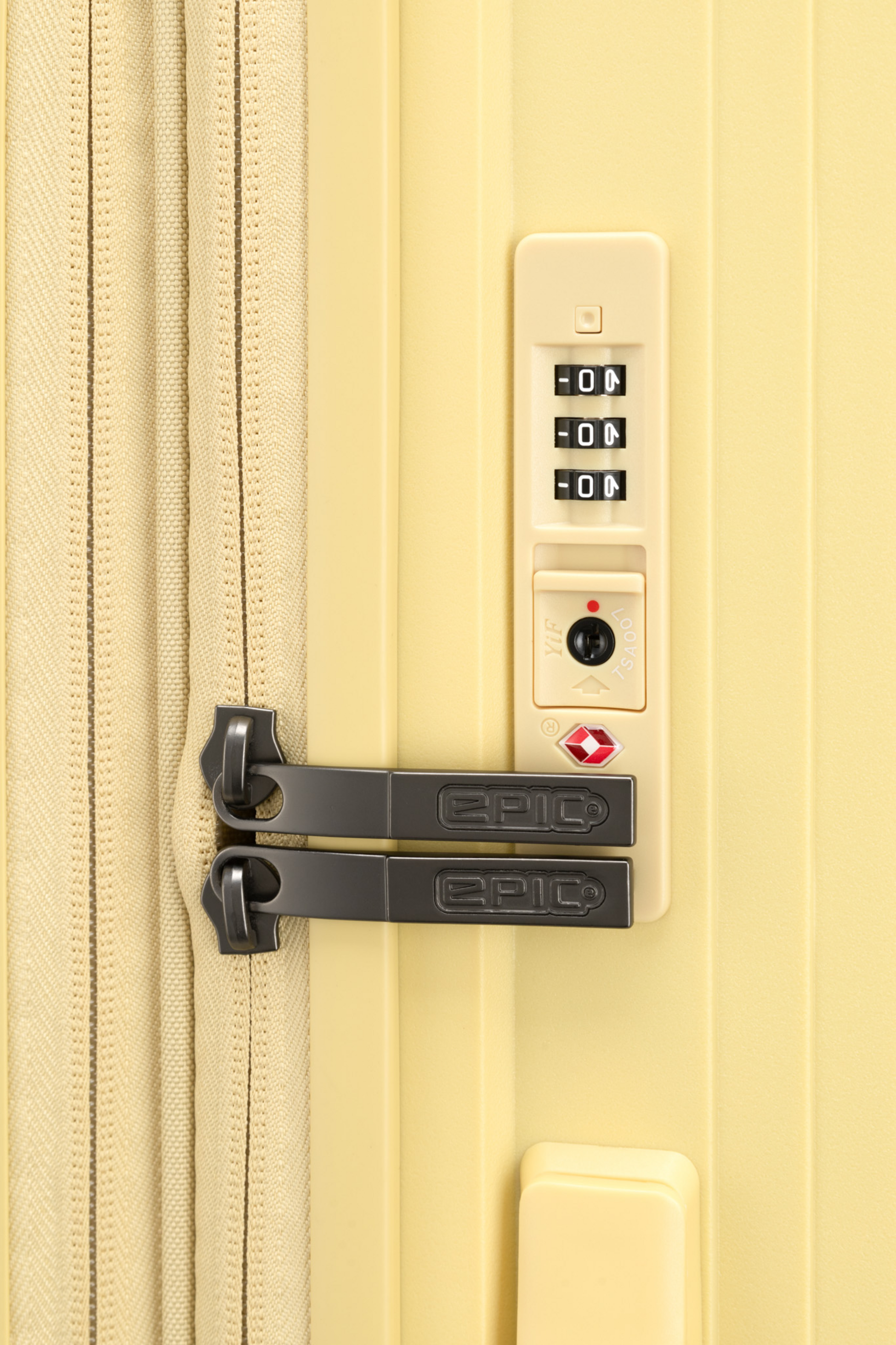 EPIC, Anthem Resv&auml;ska 73 Cm