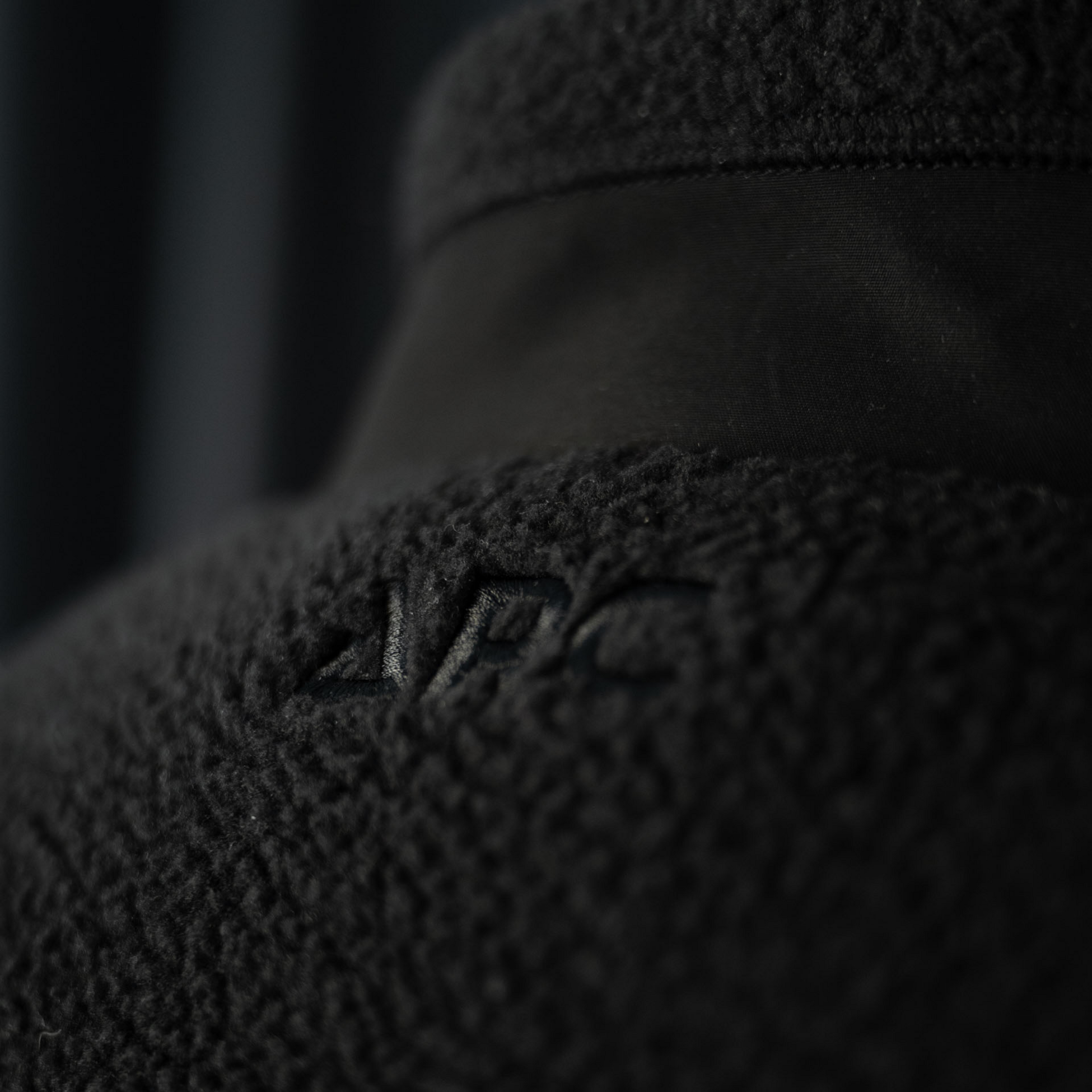 KOSA, Arc Pile Jacket Svart