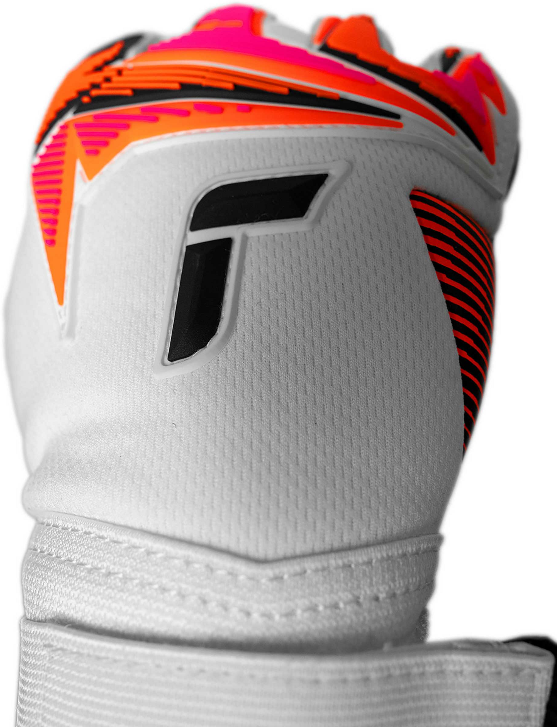 REUSCH, Attrakt Freegel Gold X