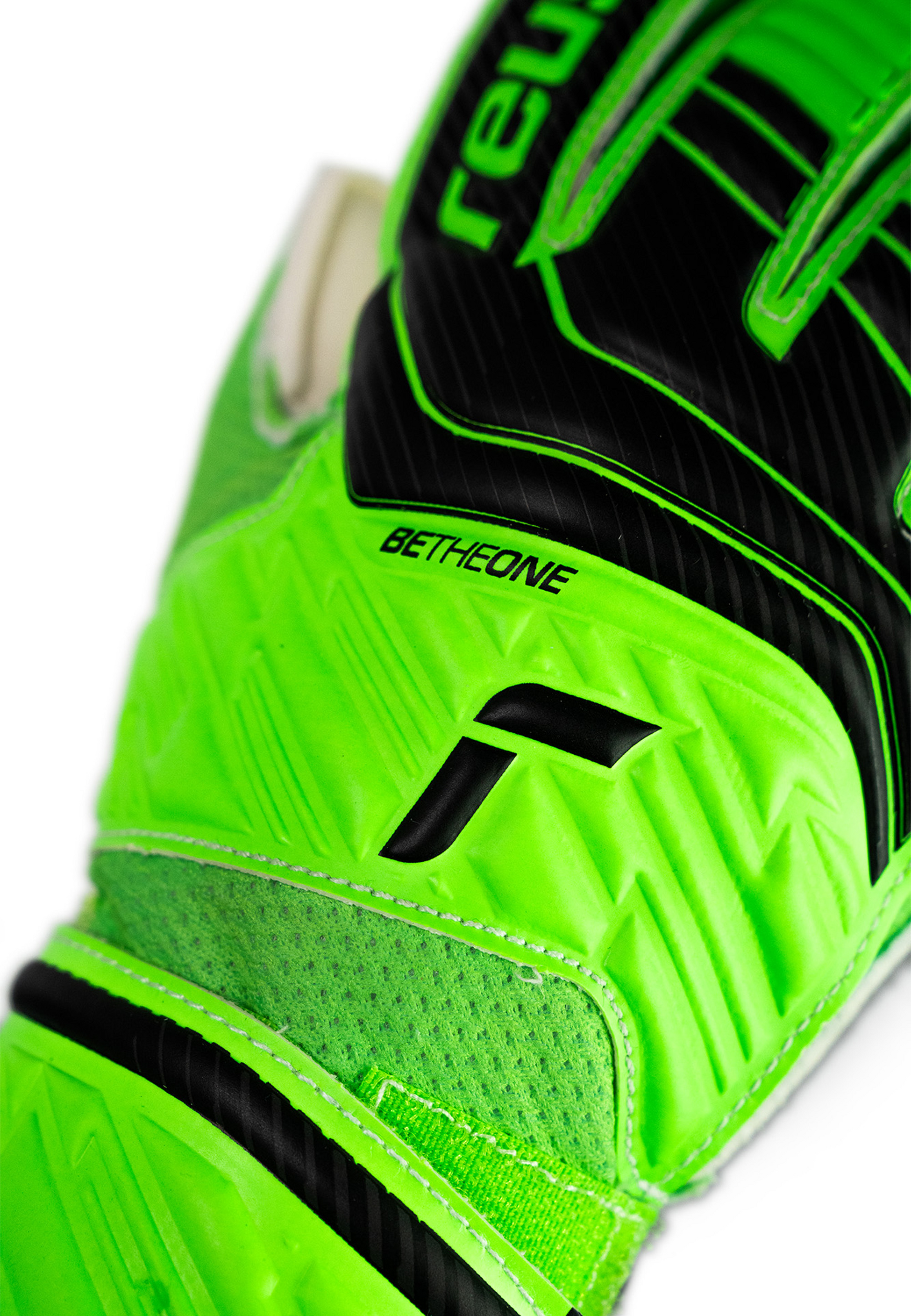 REUSCH, Attrakt Solid Junior
