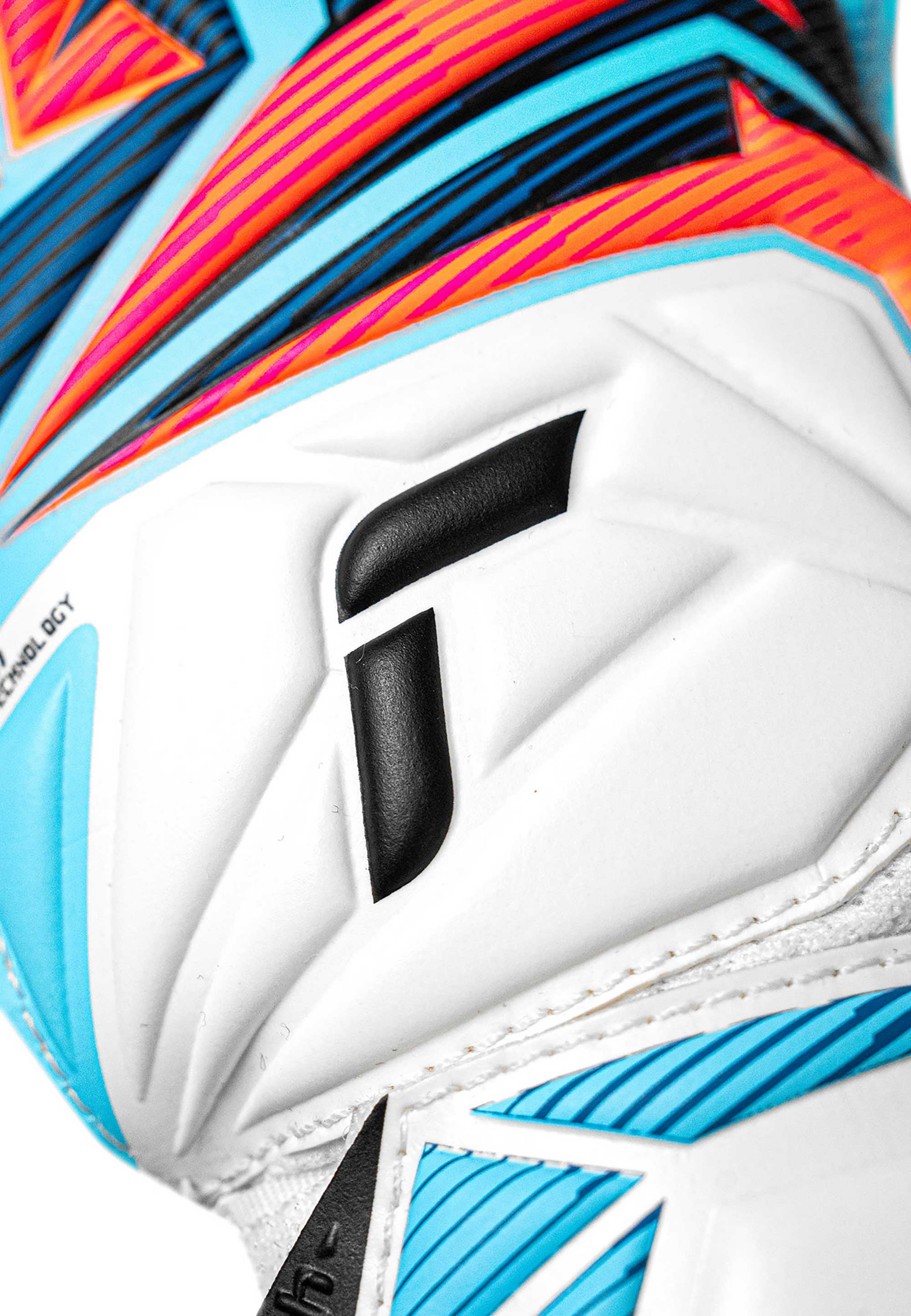 REUSCH, Attrakt Solid Junior