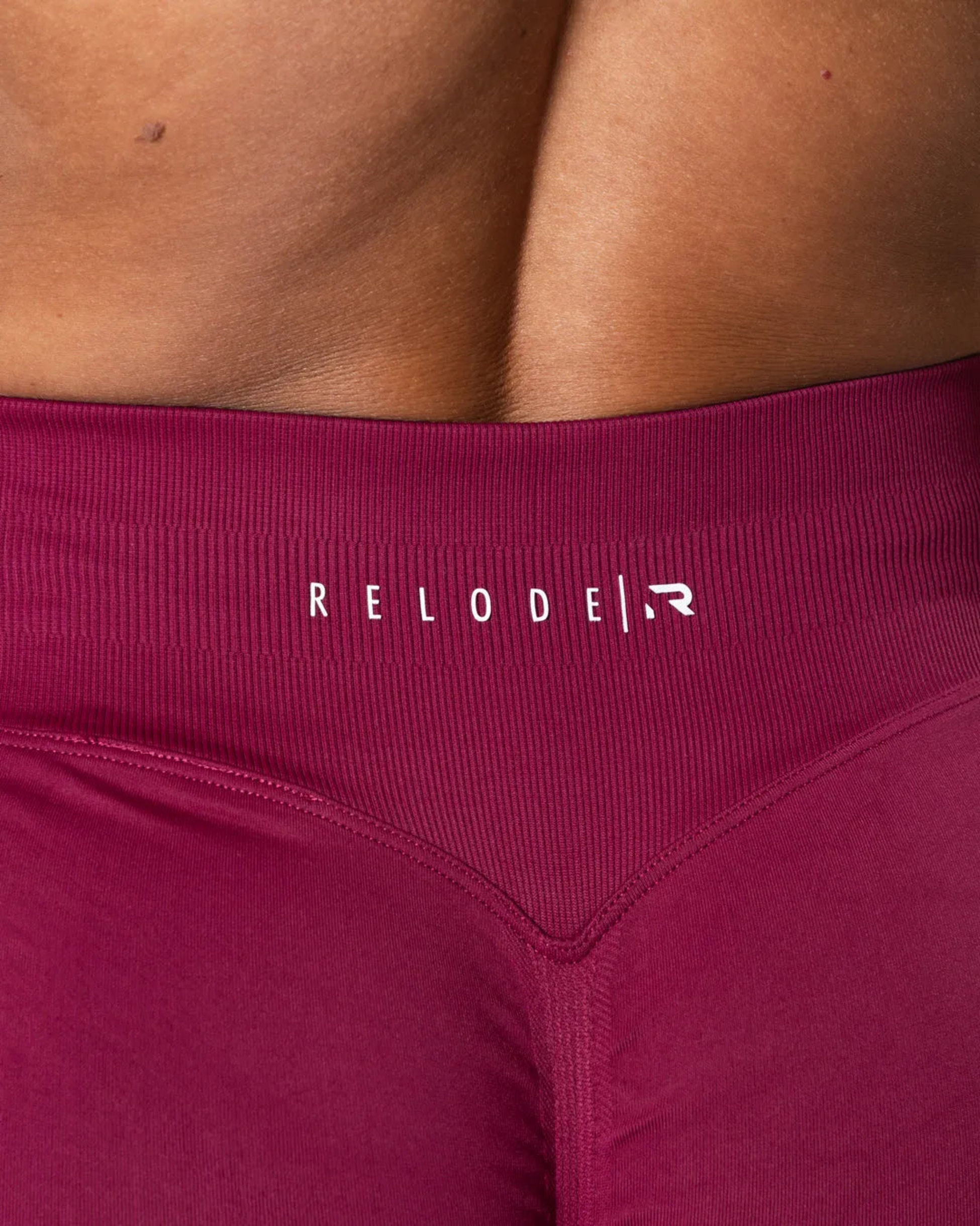 RELODE, Aura Seamless Scrunch Shorts - Cherry