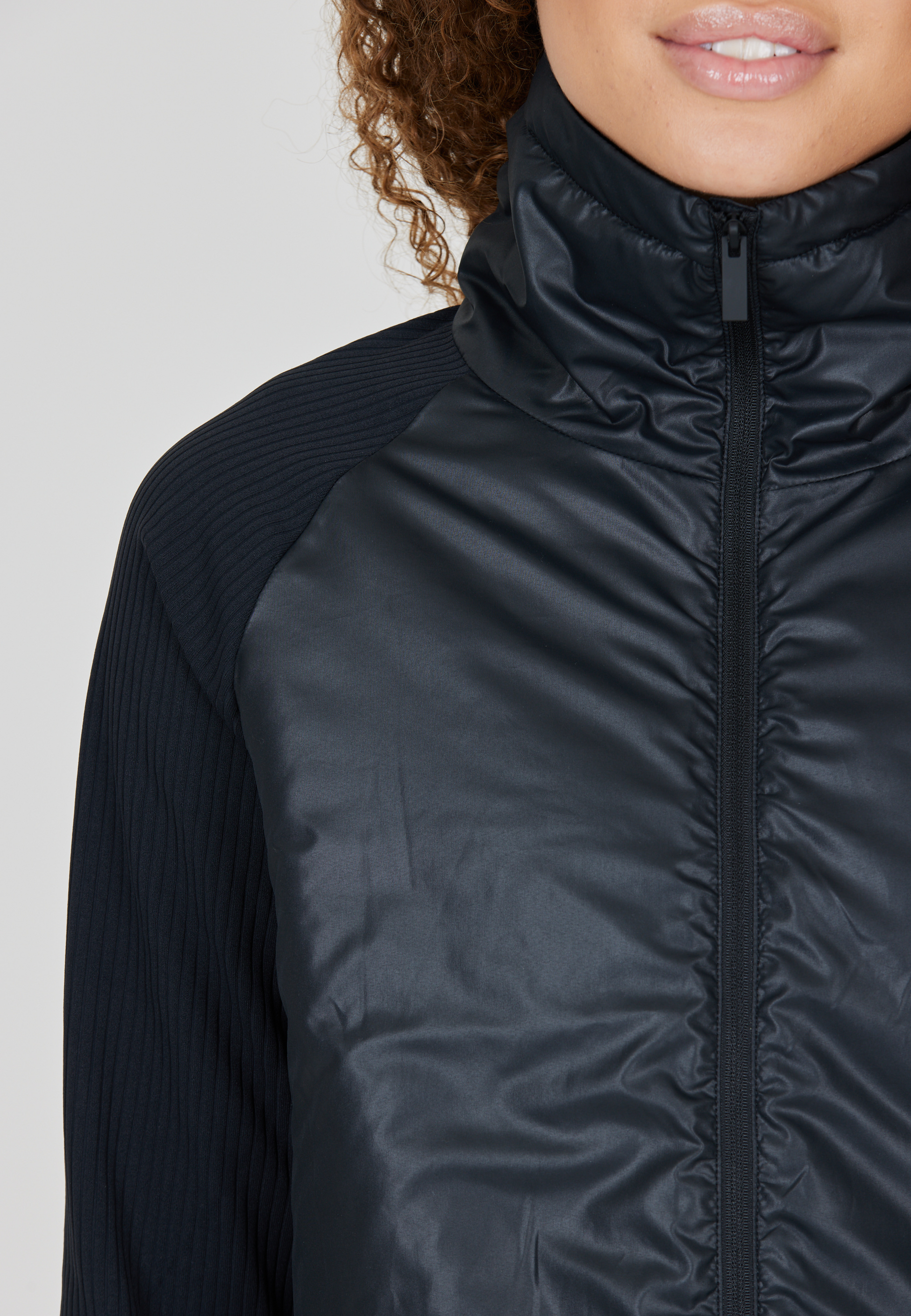 ATHLECIA, Ayanda Jacket