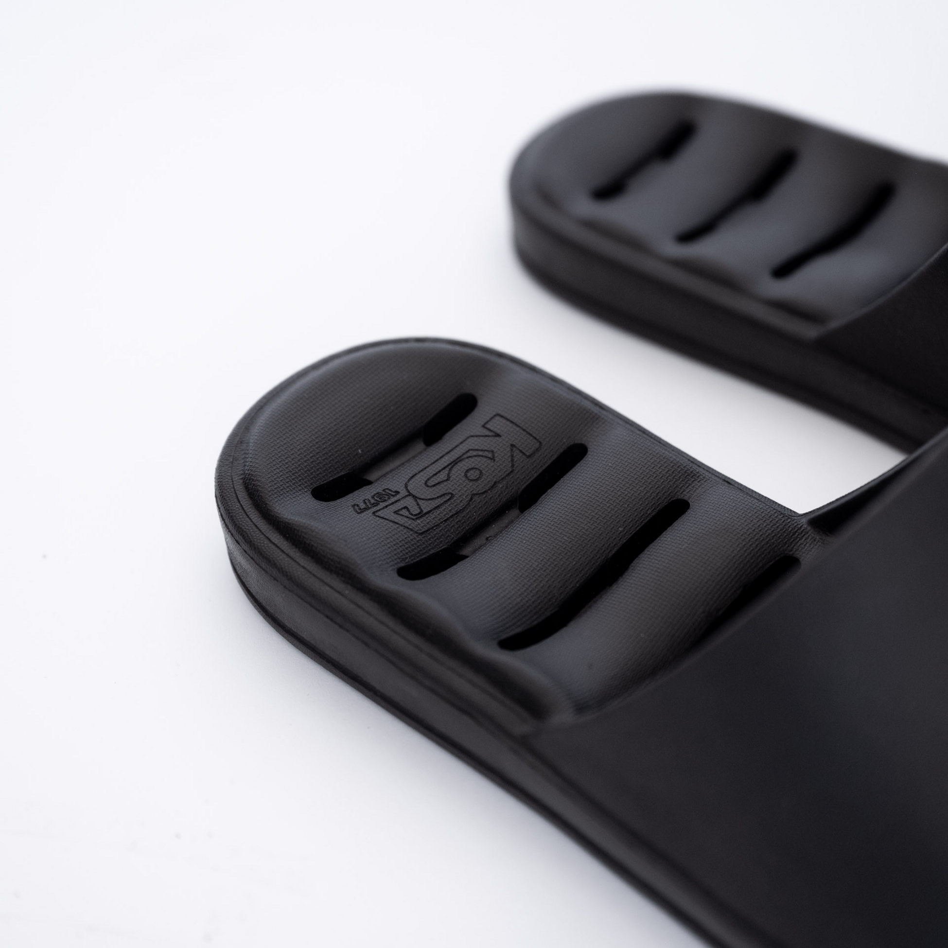 KOSA, Badtofflor Svart