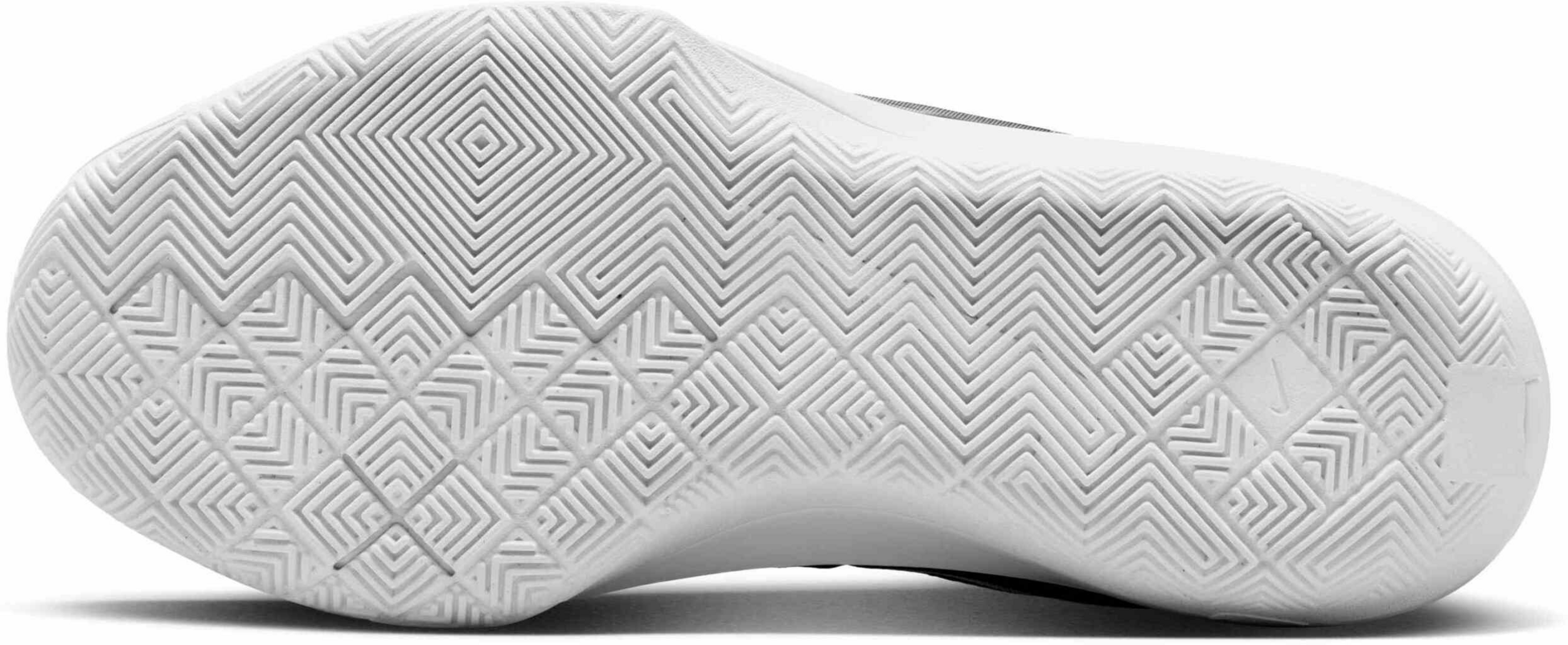 NIKE, Basketball Shoes G.t. Cut Academy 2