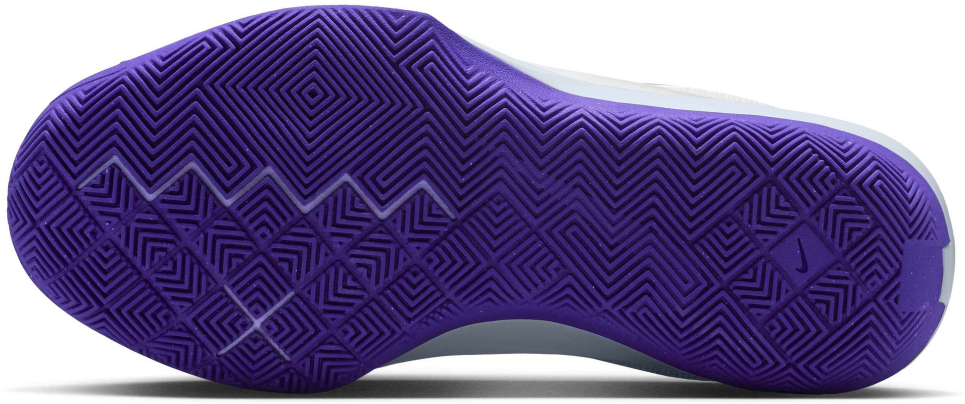 NIKE, Basketball Shoes G.t. Cut Academy 2