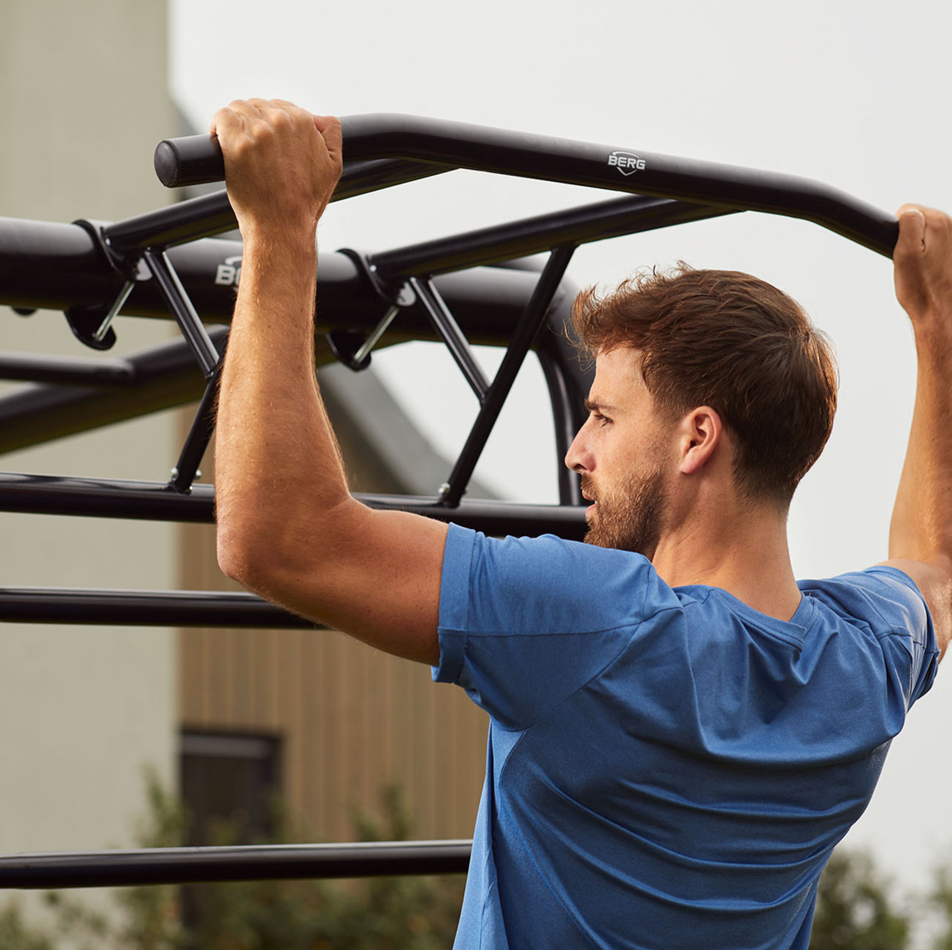 BERG, Berg Playbase Pull-up Bar