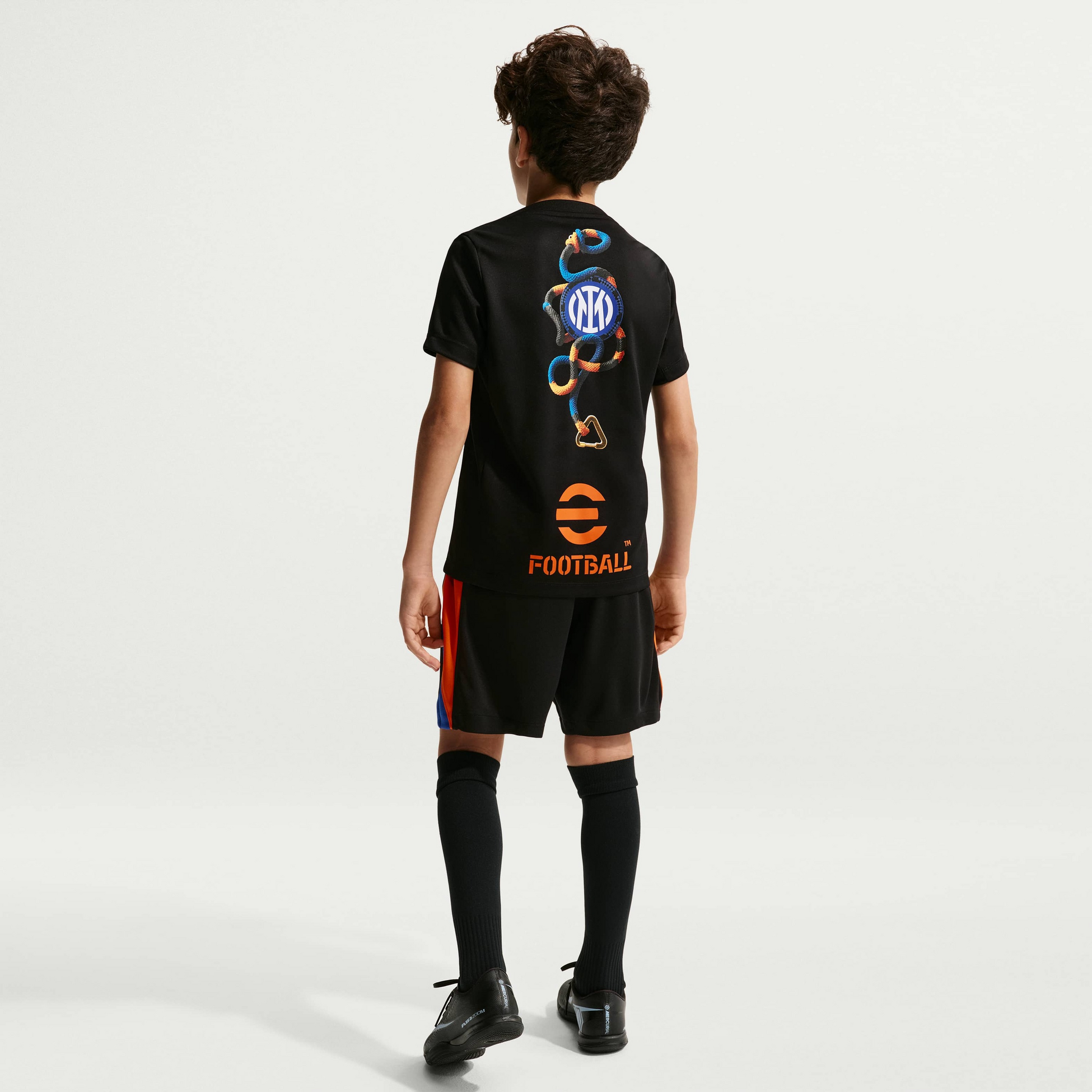 NIKE, Big Kids' Acg Dri-fit Football Short-sleeve Pre-match Top Inter Milan Academy Pro Se