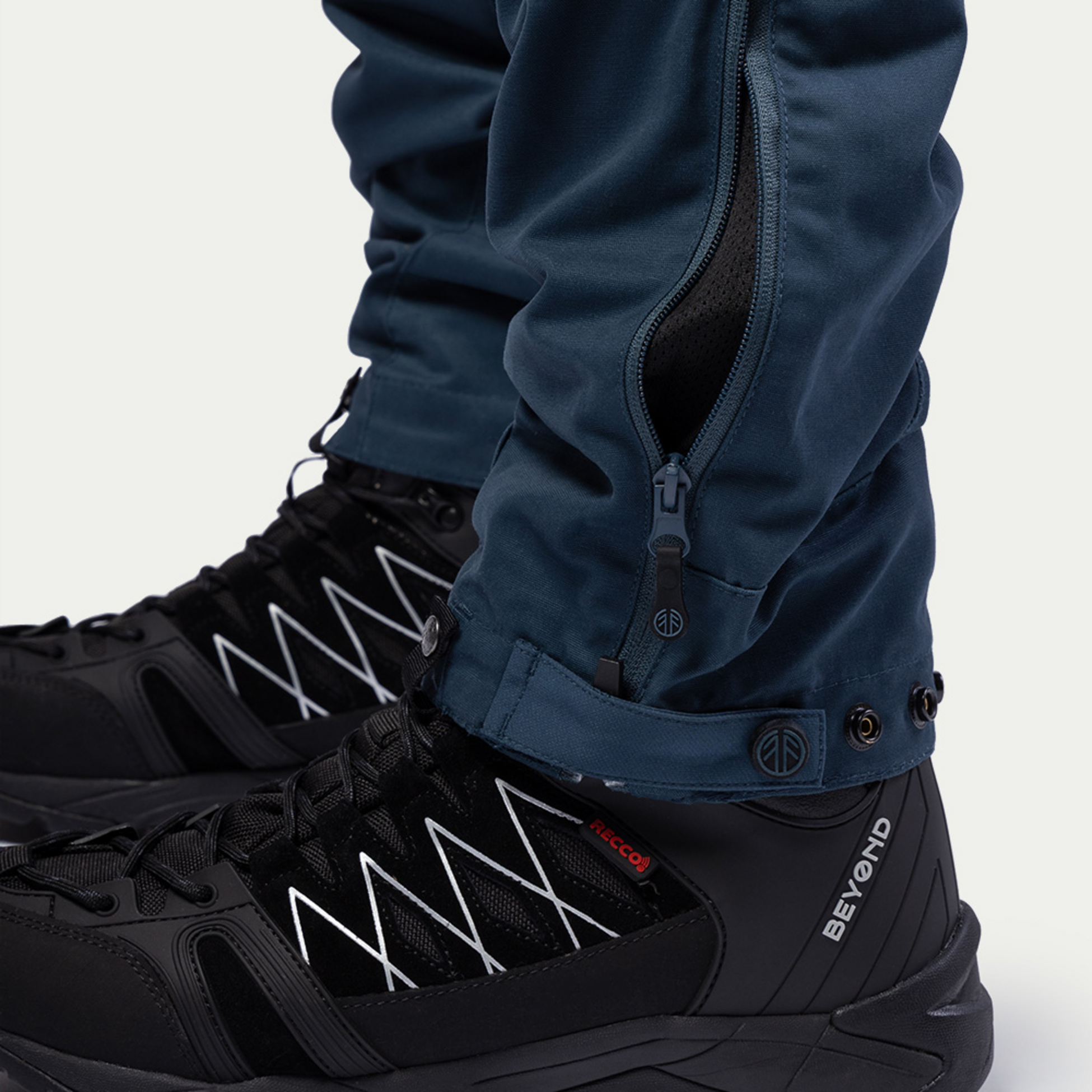 BEYOND NORDIC, Bn002-v2 Hiking Pants