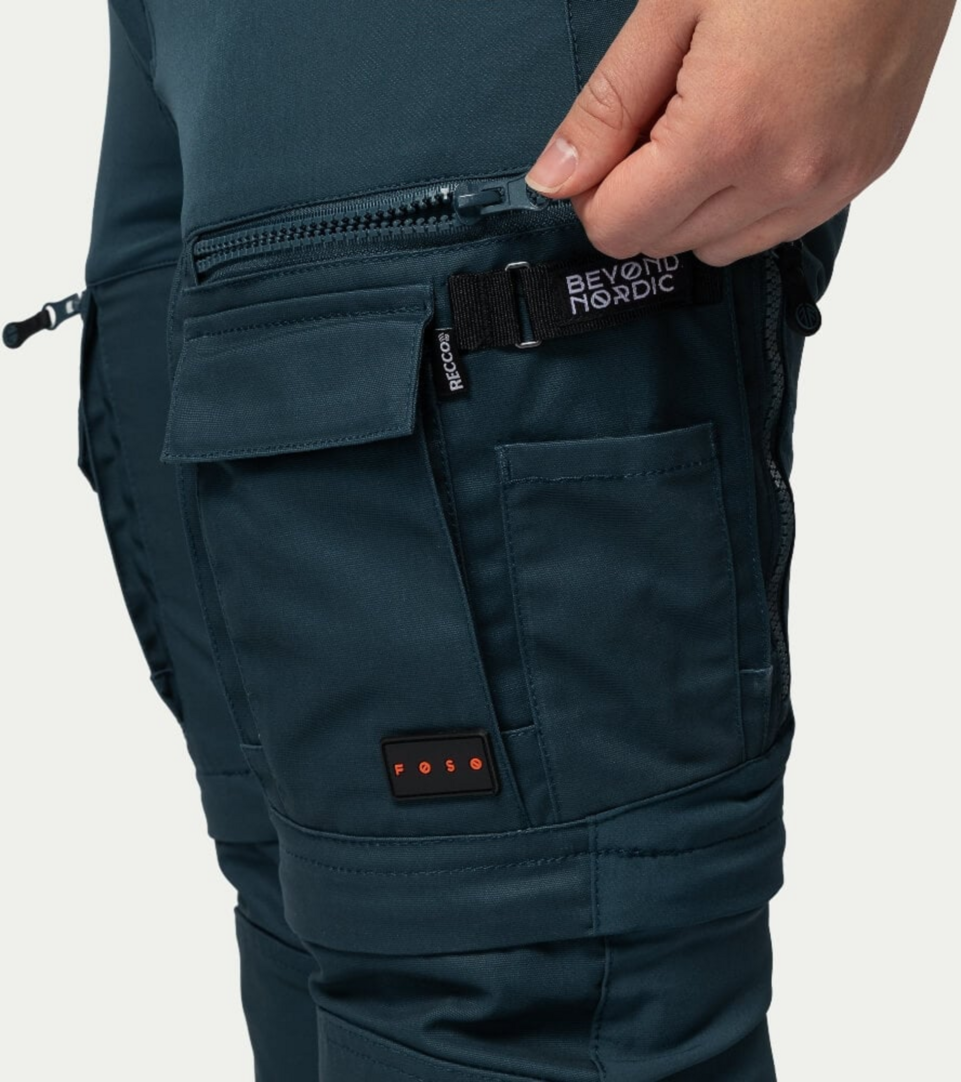 BEYOND NORDIC, Bn009 Zip-off Outdoor Pants Women's