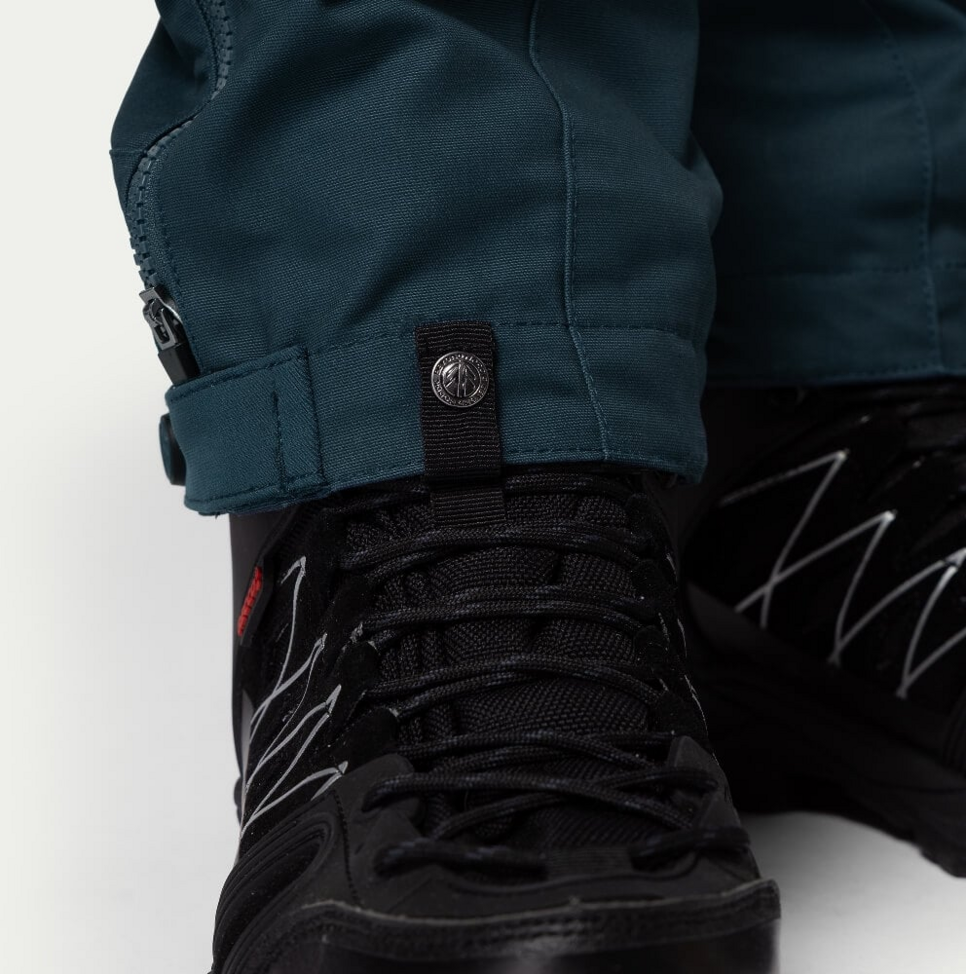 BEYOND NORDIC, Bn009 Zip-off Outdoor Pants Women's