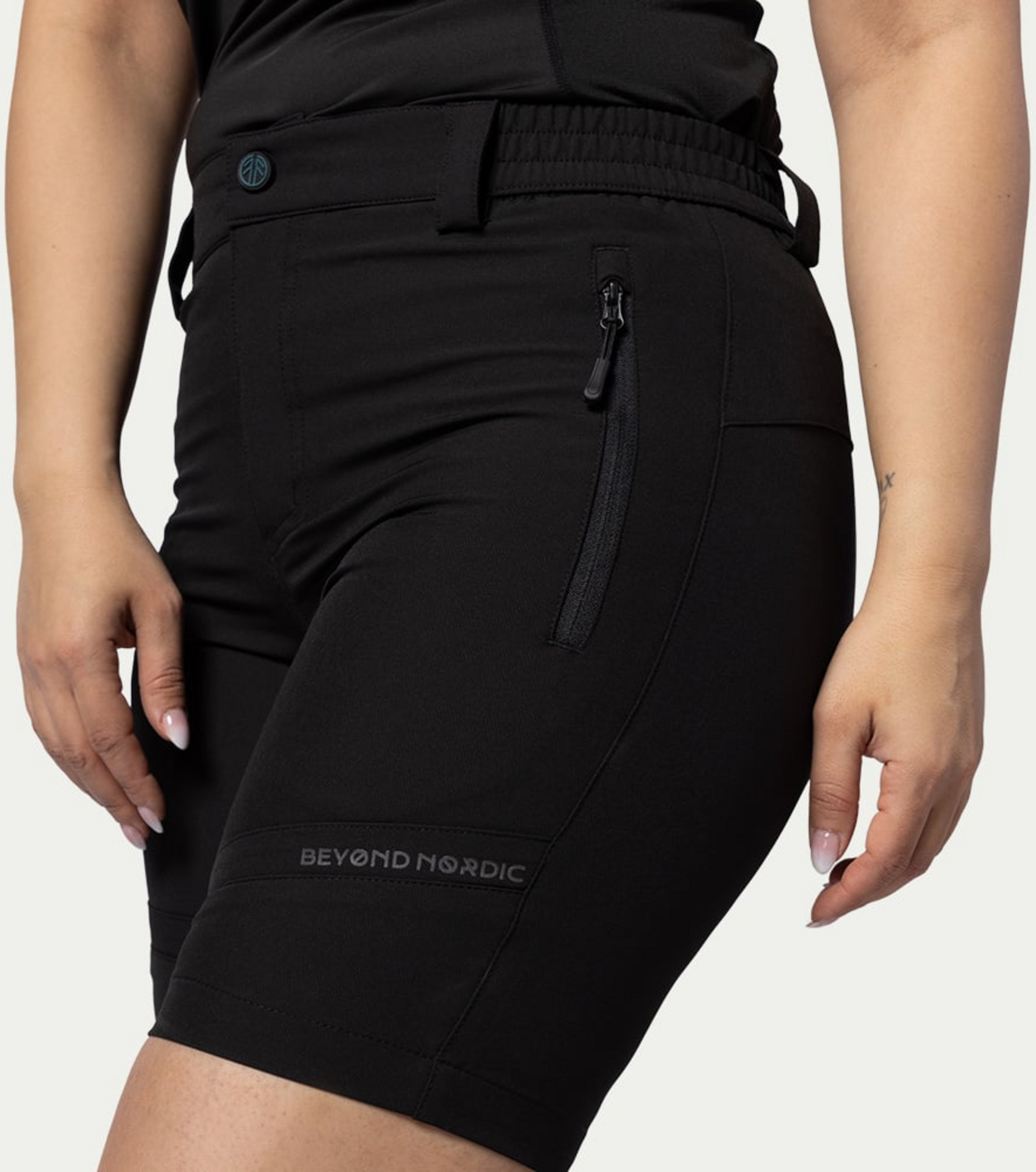 BEYOND NORDIC, Bn013 Lightweight Flex Shorts Women's