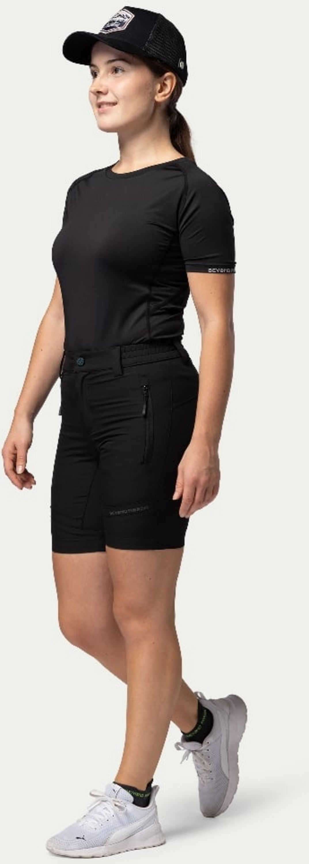 BEYOND NORDIC, Bn013 Lightweight Flex Shorts Women's