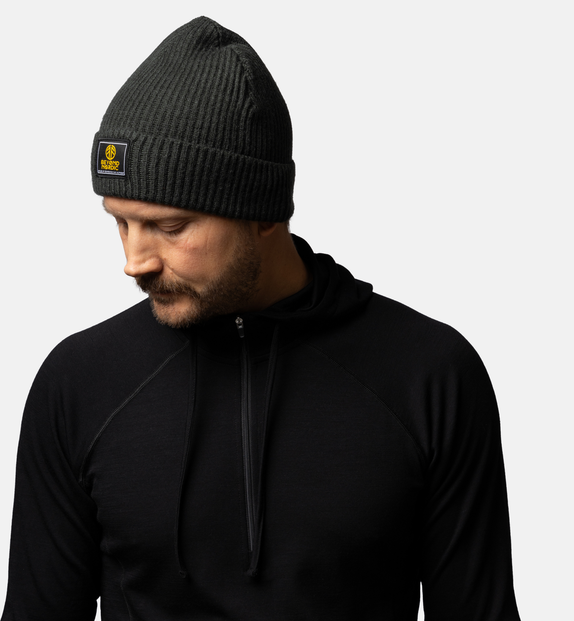 BEYOND NORDIC, Bn203 Knitted Wool Mössa