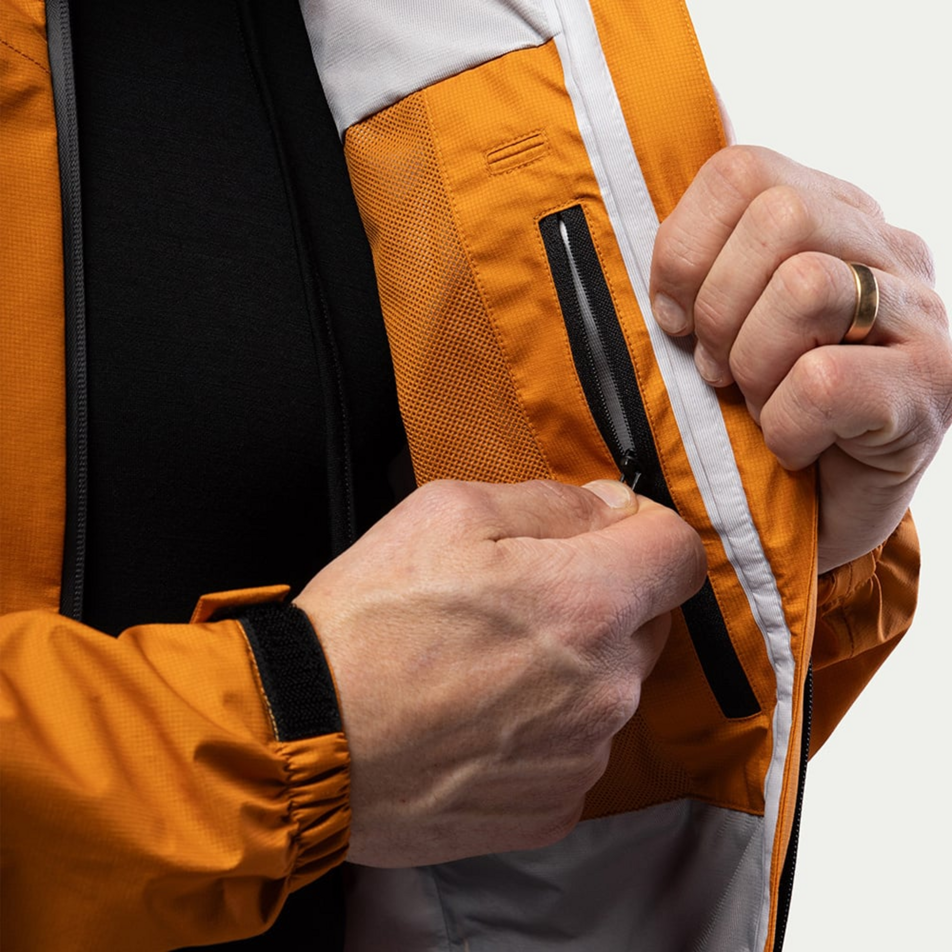 BEYOND NORDIC, Bn301 V2 3l Lightweight Shell Jacket Men's