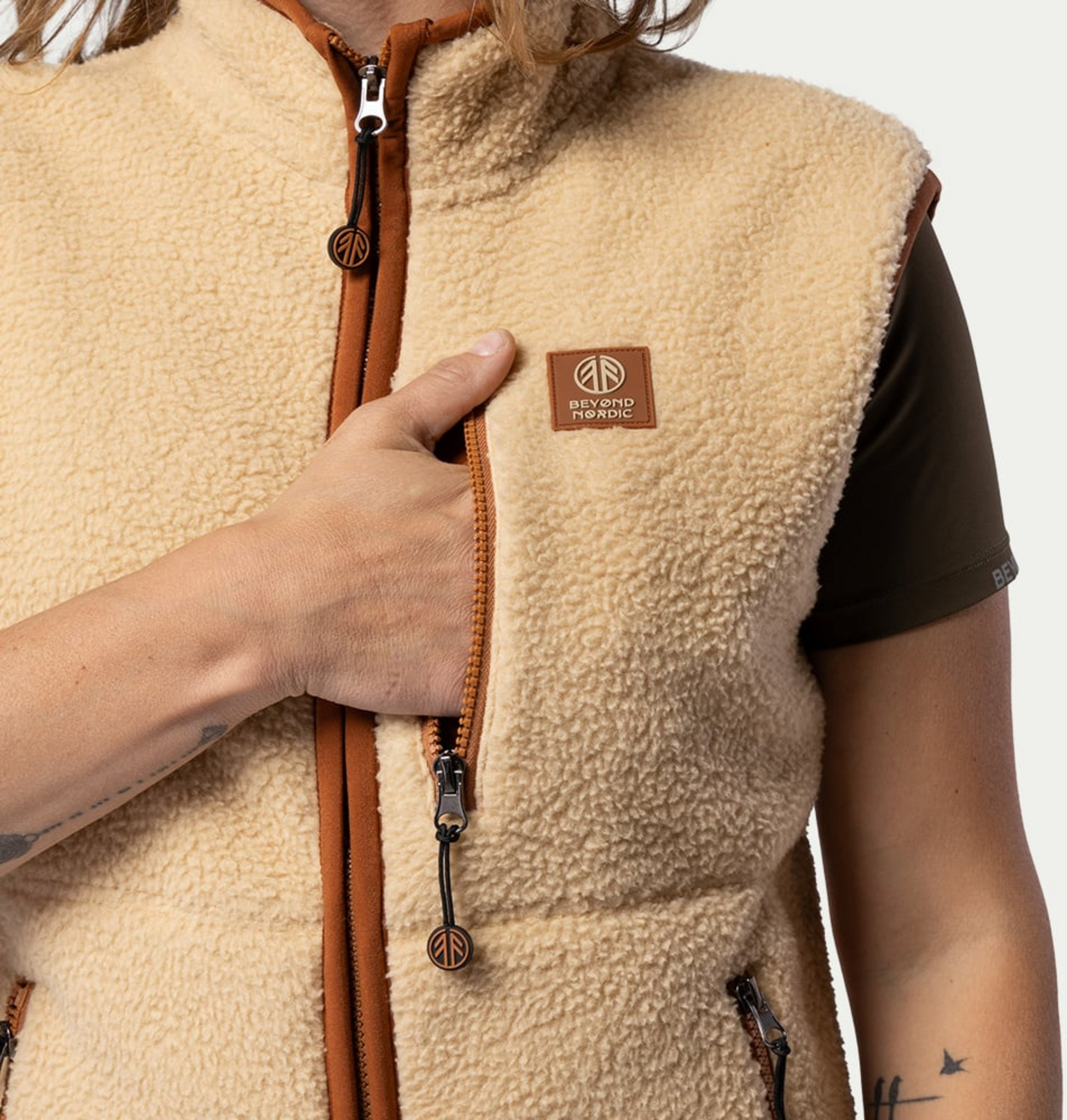 BEYOND NORDIC, Bn309 Retro Pile Vest Women's