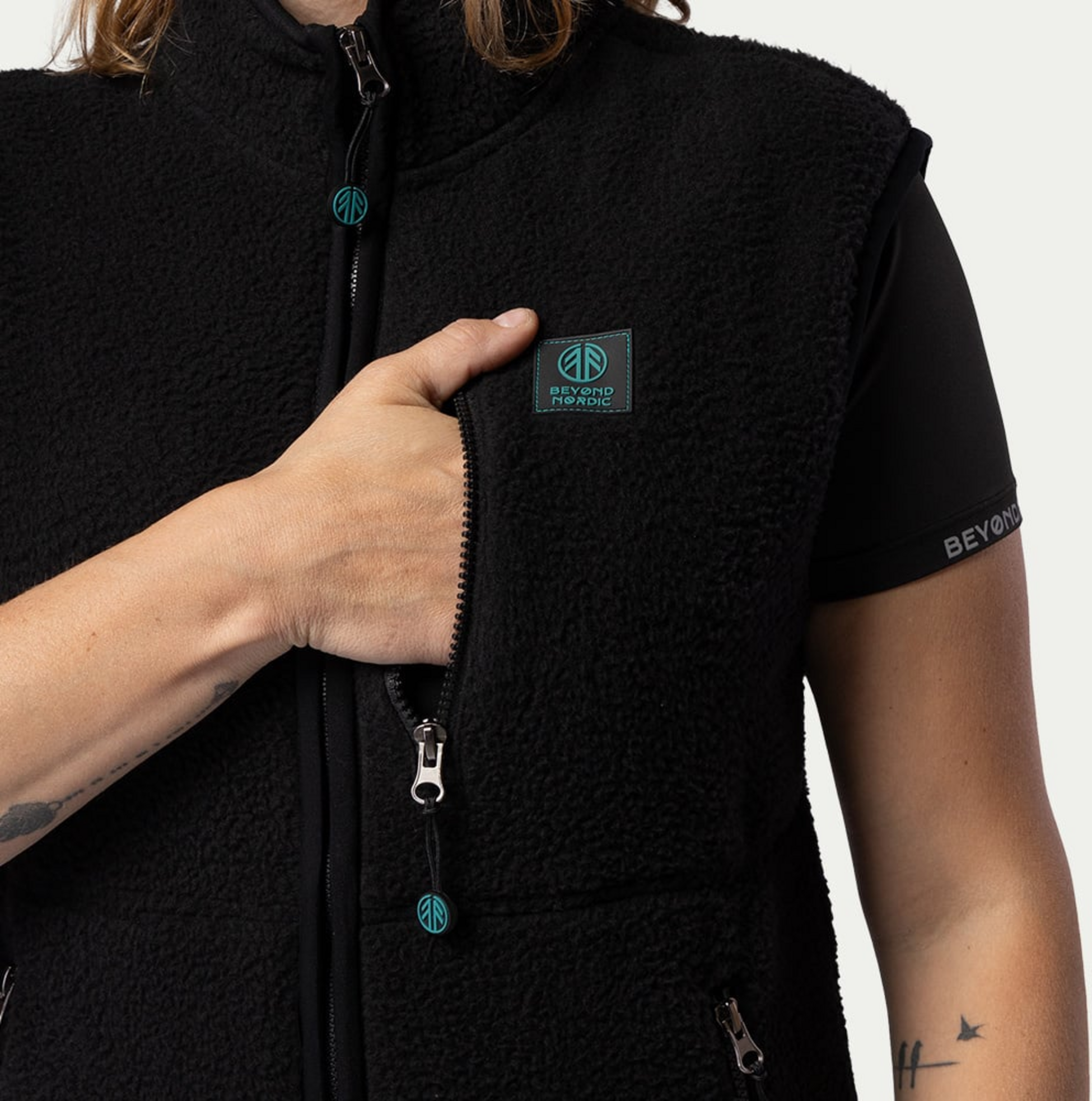 BEYOND NORDIC, Bn309 Retro Pile Vest Women's