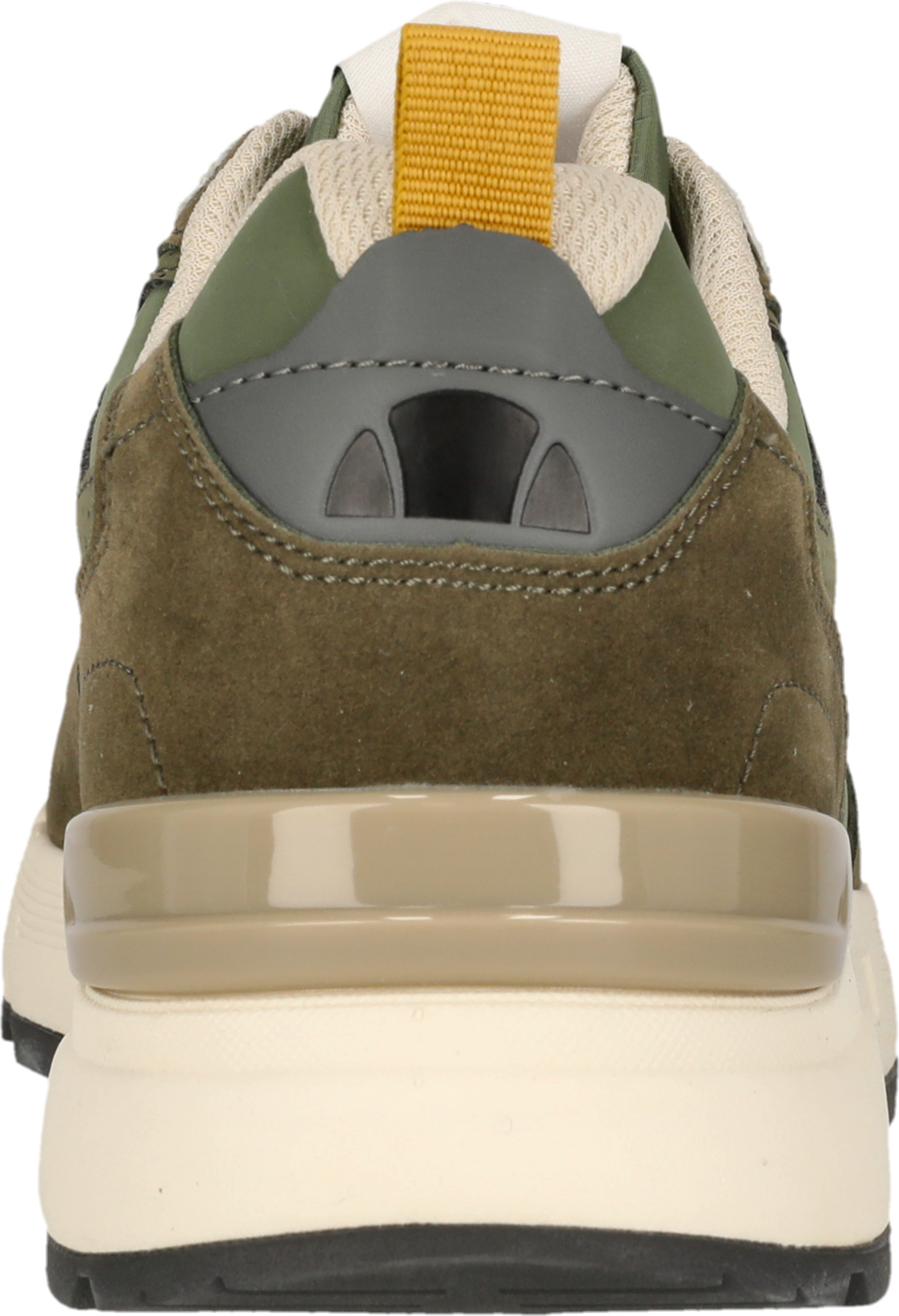 ELLESSE, Chad