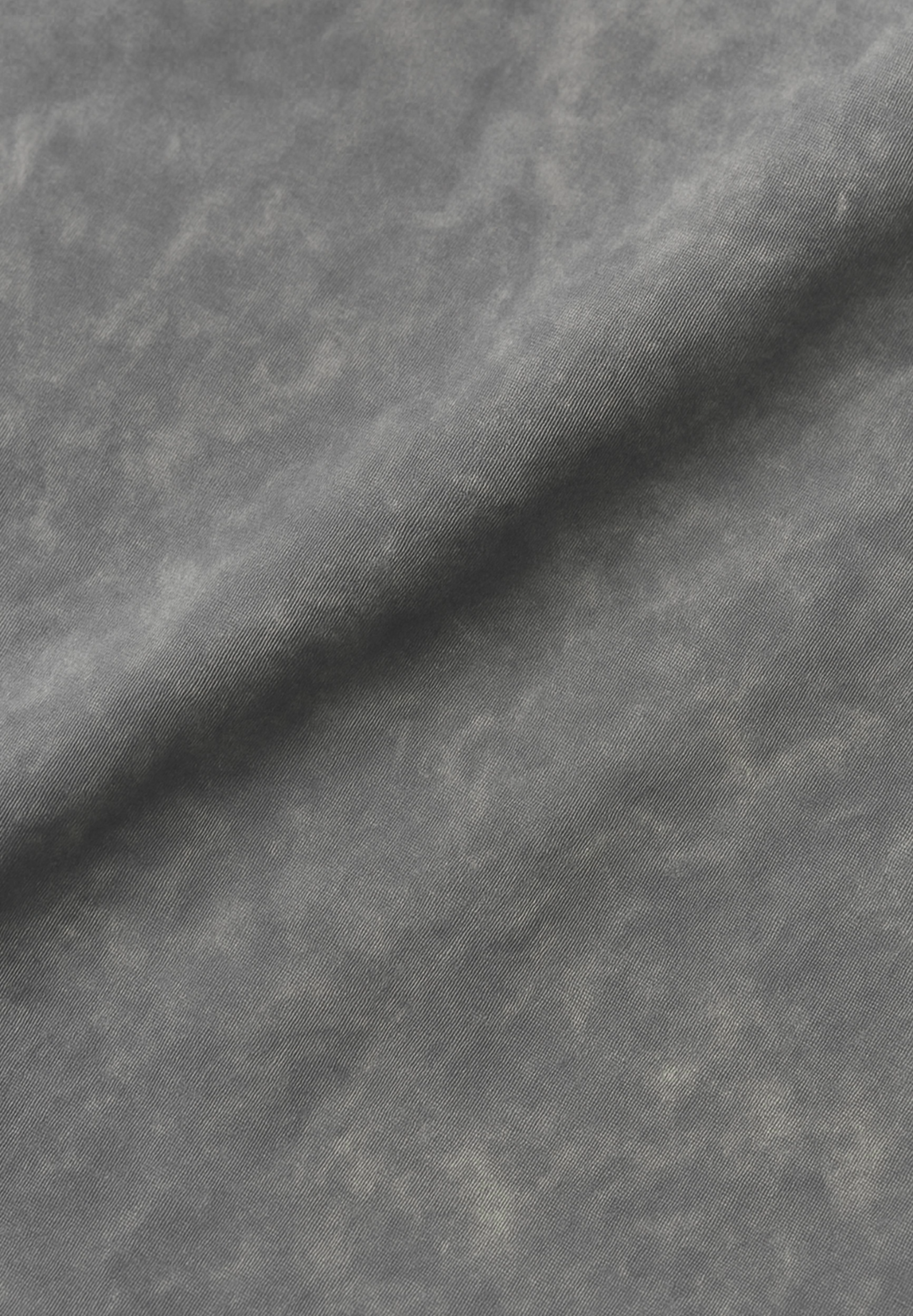 GORILLA WEAR, Churchill Stringer