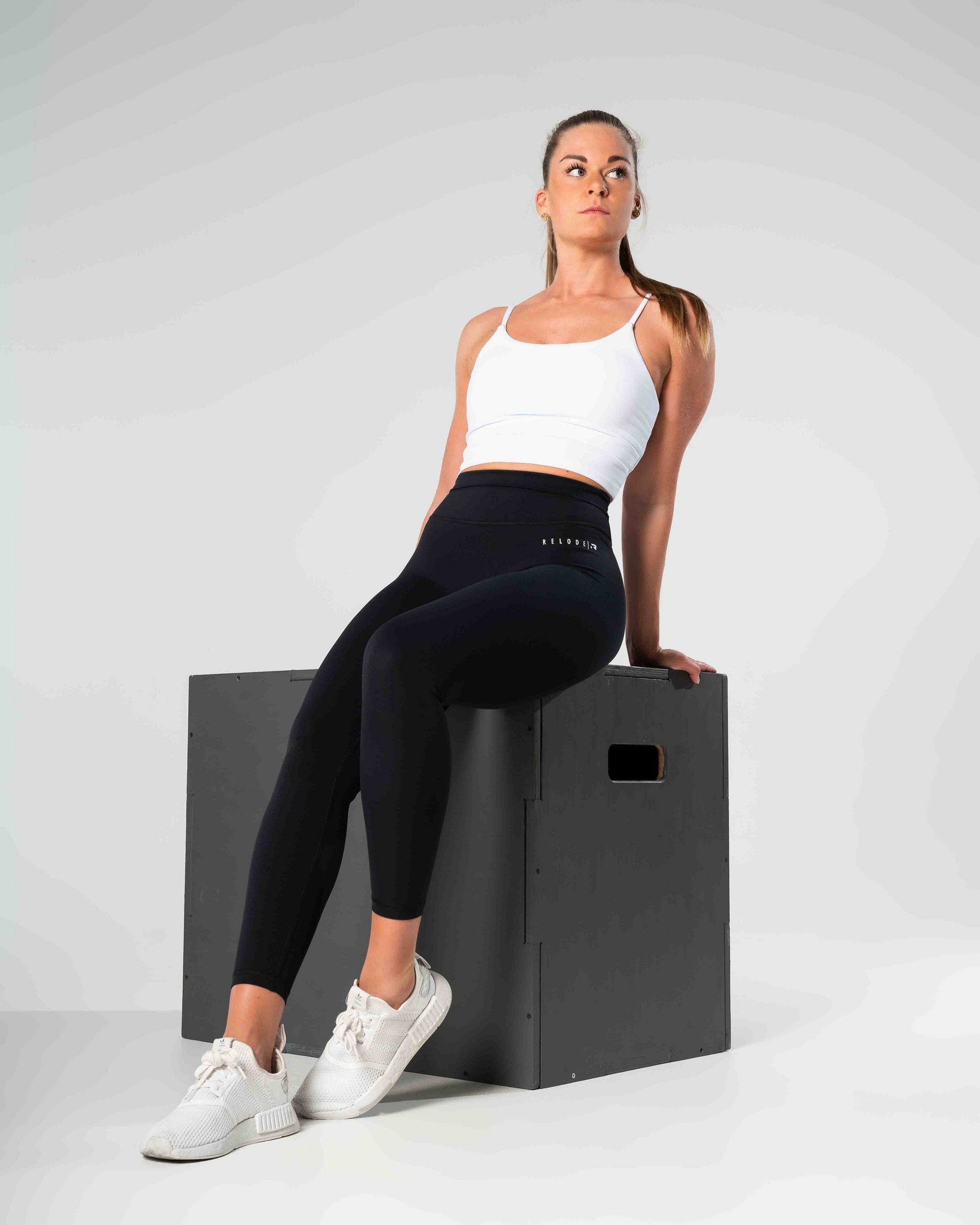 RELODE, Core Crop Top - Vit