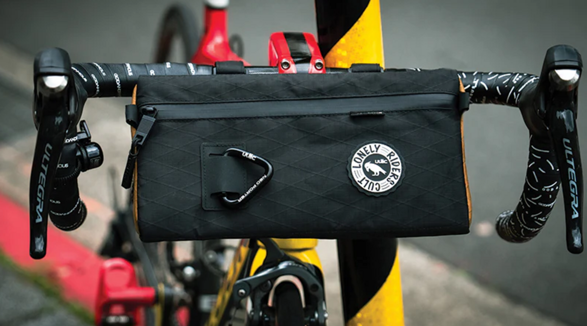 UL&Auml;C, Coursier Apex Max 3.2l Onyx Cykelv&auml;ska