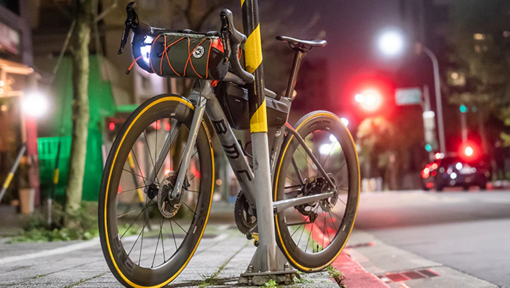 UL&Auml;C, Coursier Gt Pro 3.8l Moss Cykelv&auml;ska