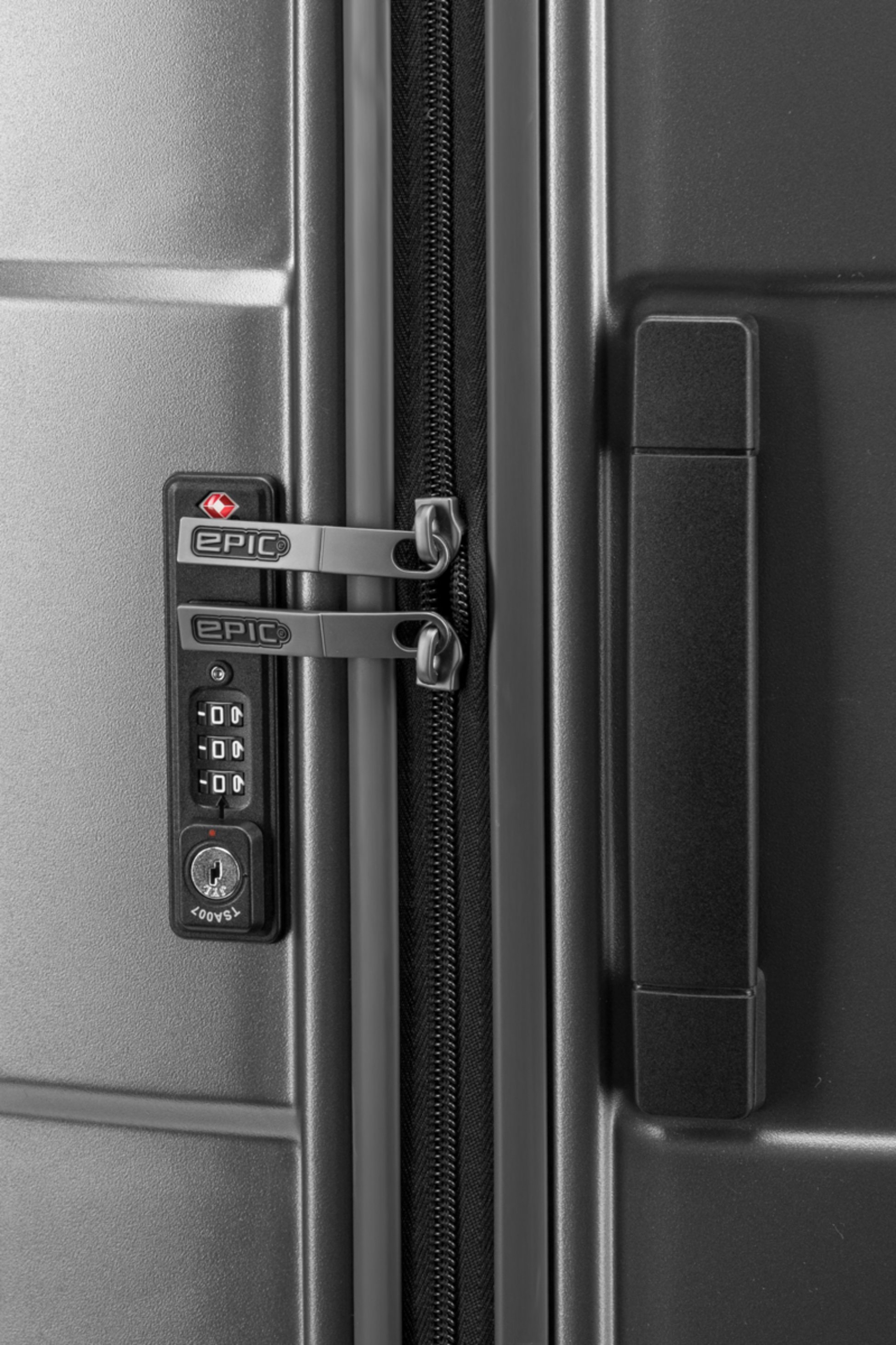 EPIC, Crate Solids Resv&auml;ska 75 cm