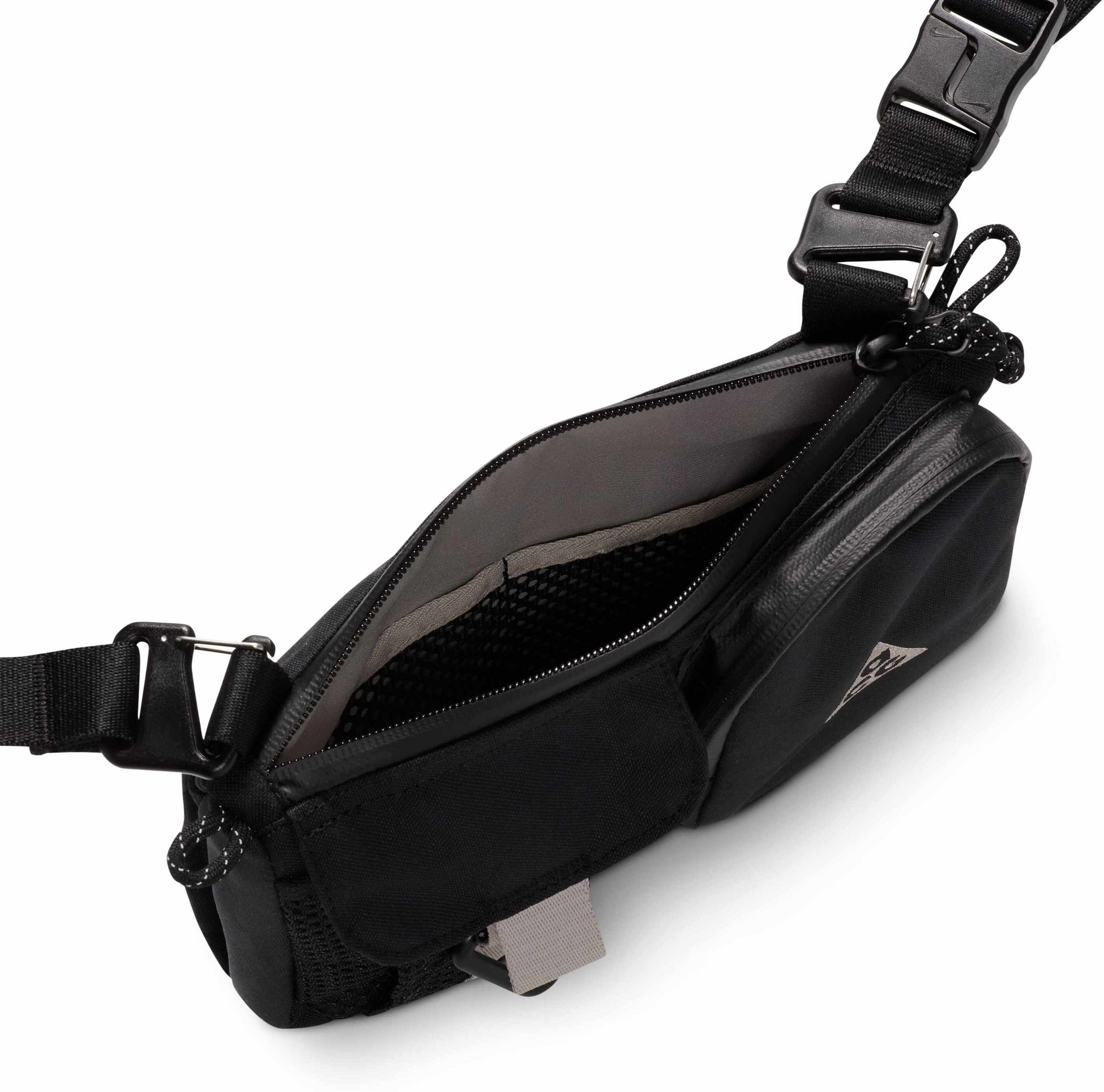 NIKE, Cross-body Bag (3l) Acg 'daymax'