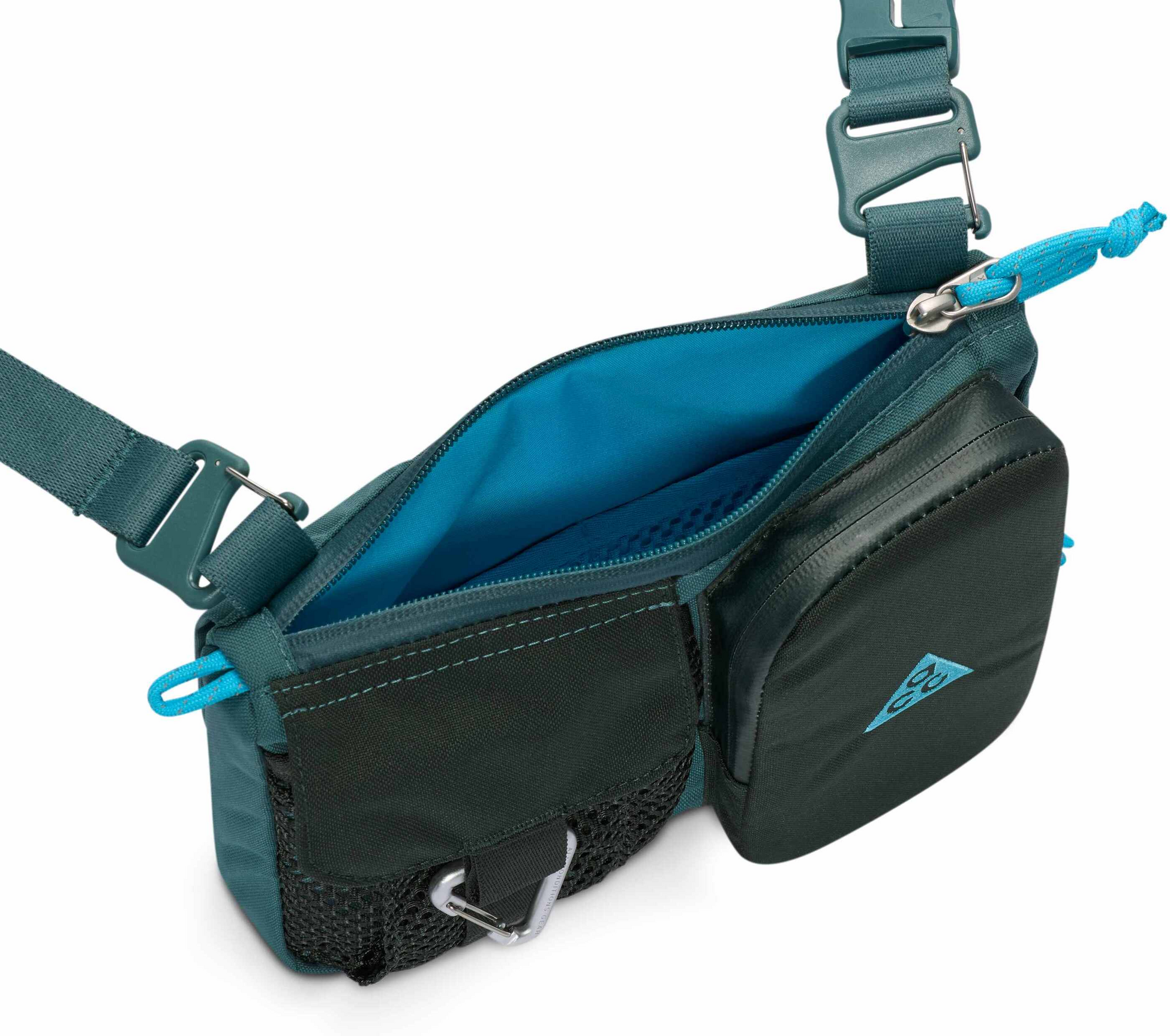 NIKE, Cross-body Bag (3l) Acg 'daymax'