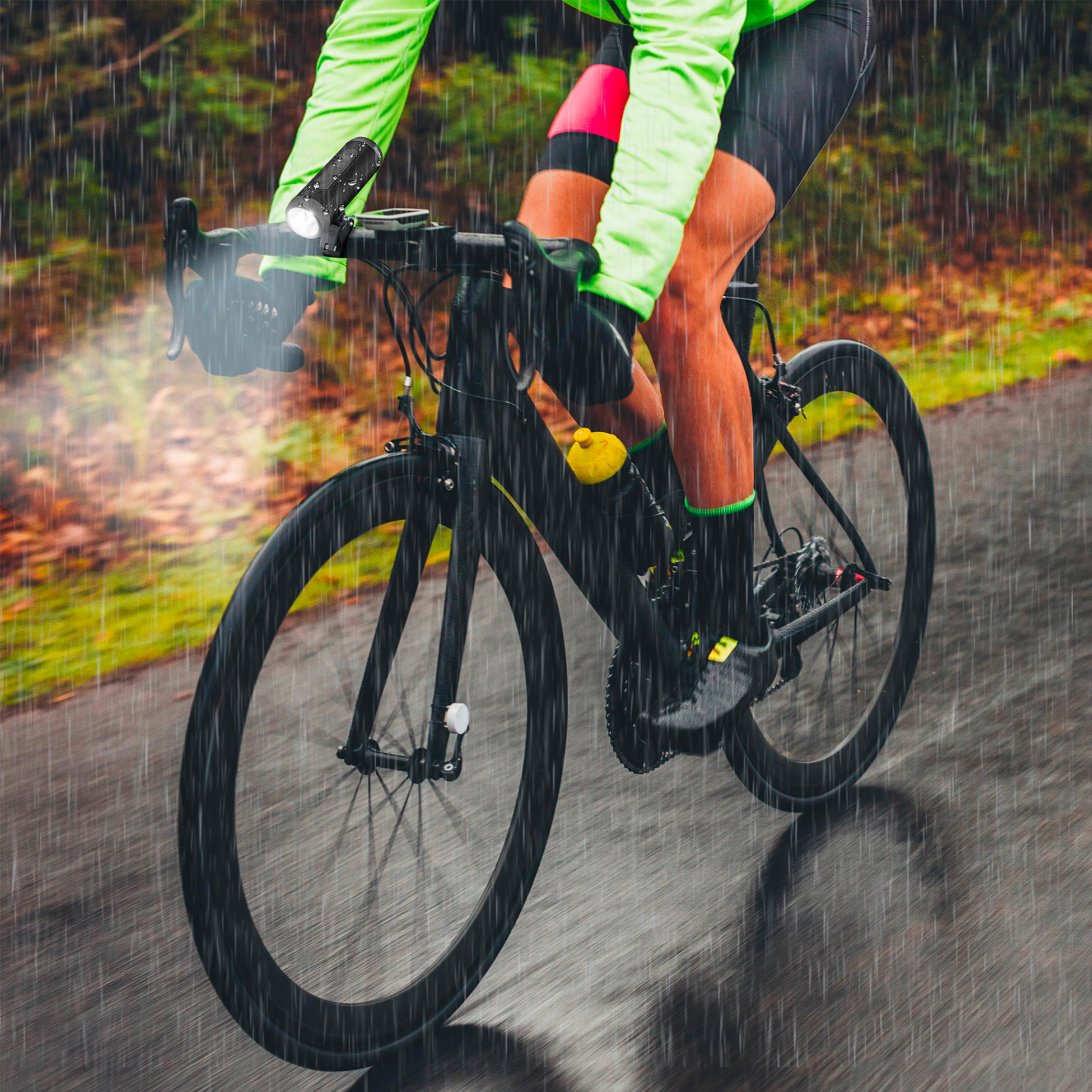 CELLY, Cykellampa Med H&ouml;gtalare/powerbank