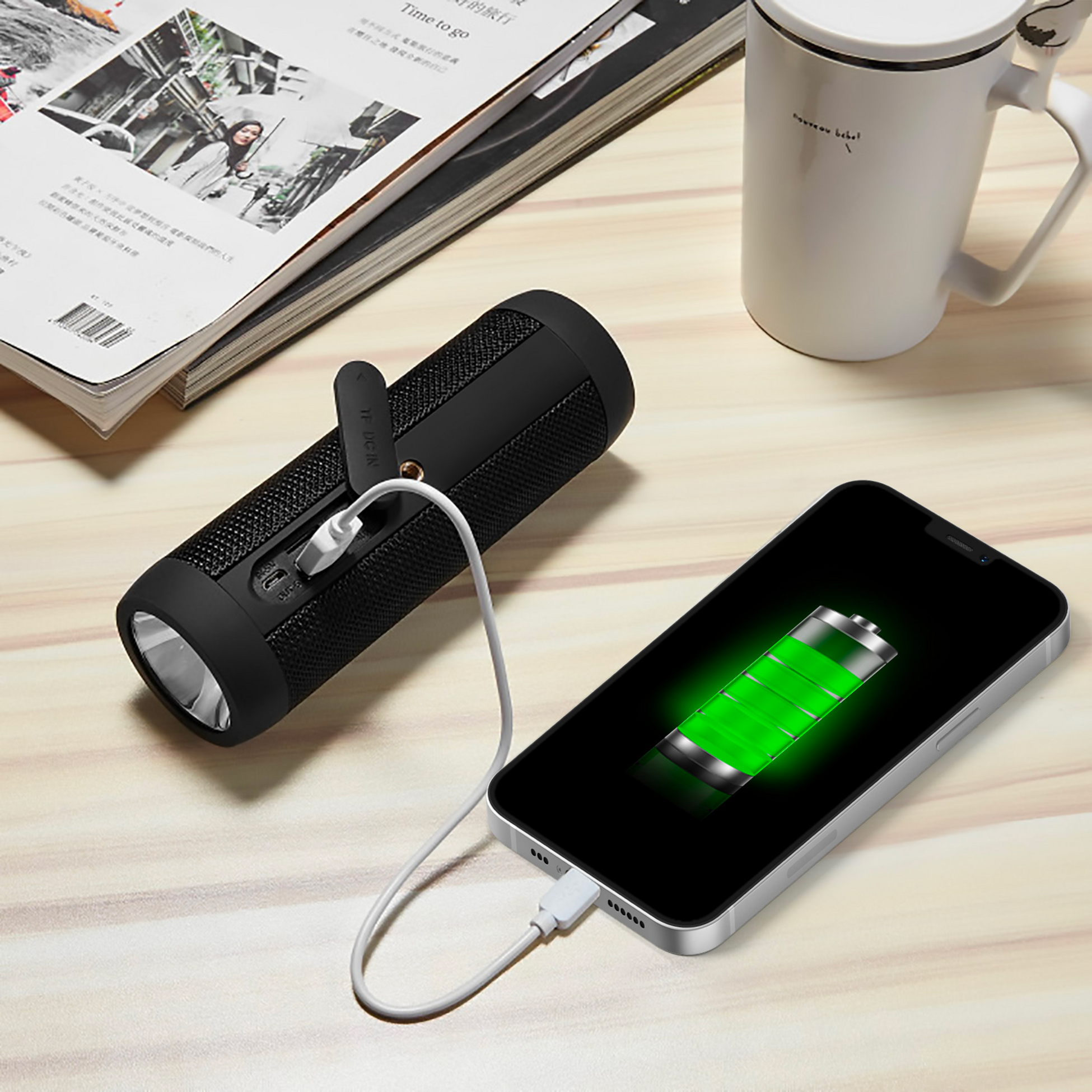 CELLY, Cykellampa Med H&ouml;gtalare/powerbank