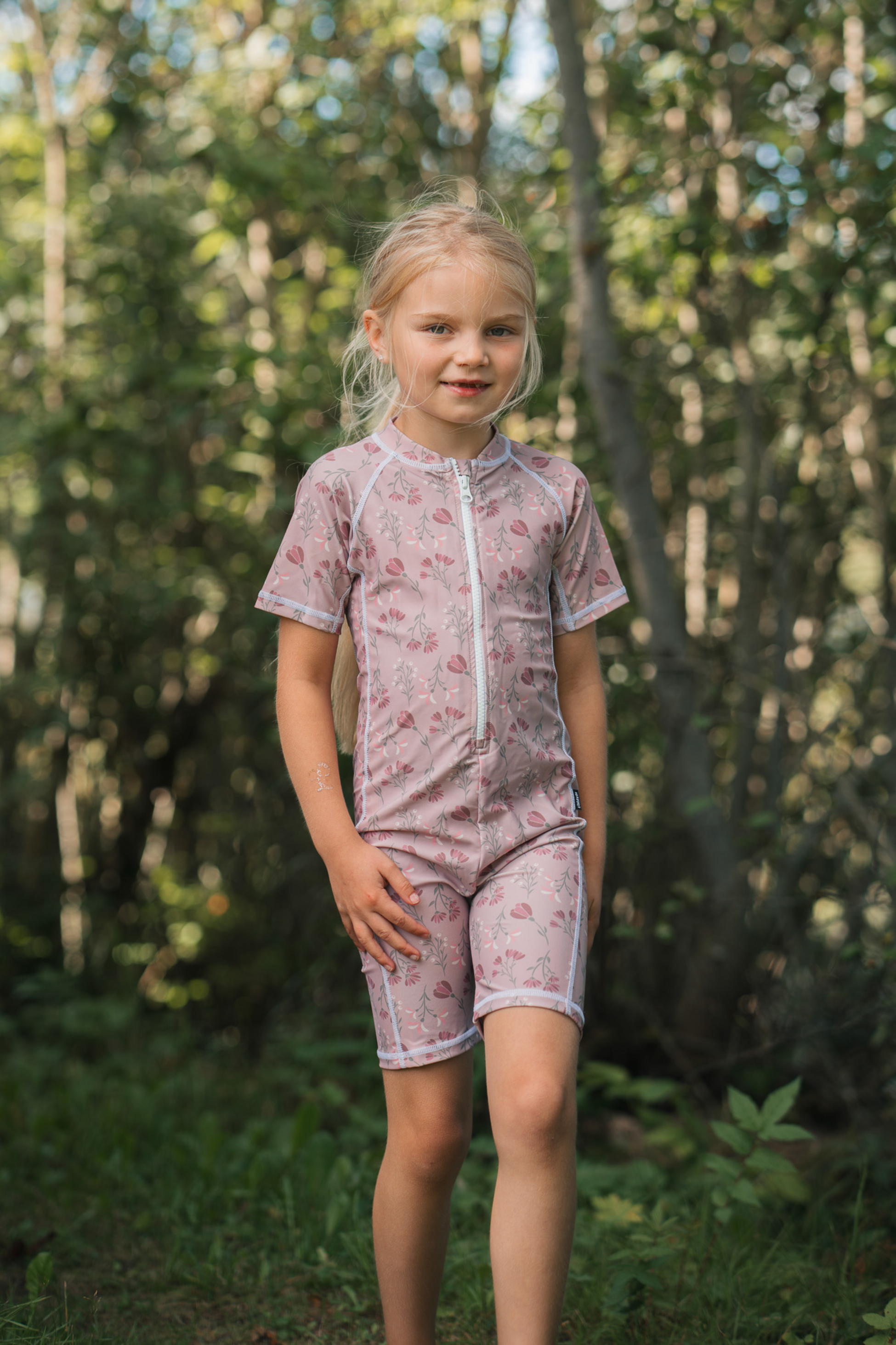 LINDBERG, Cyprus Suit