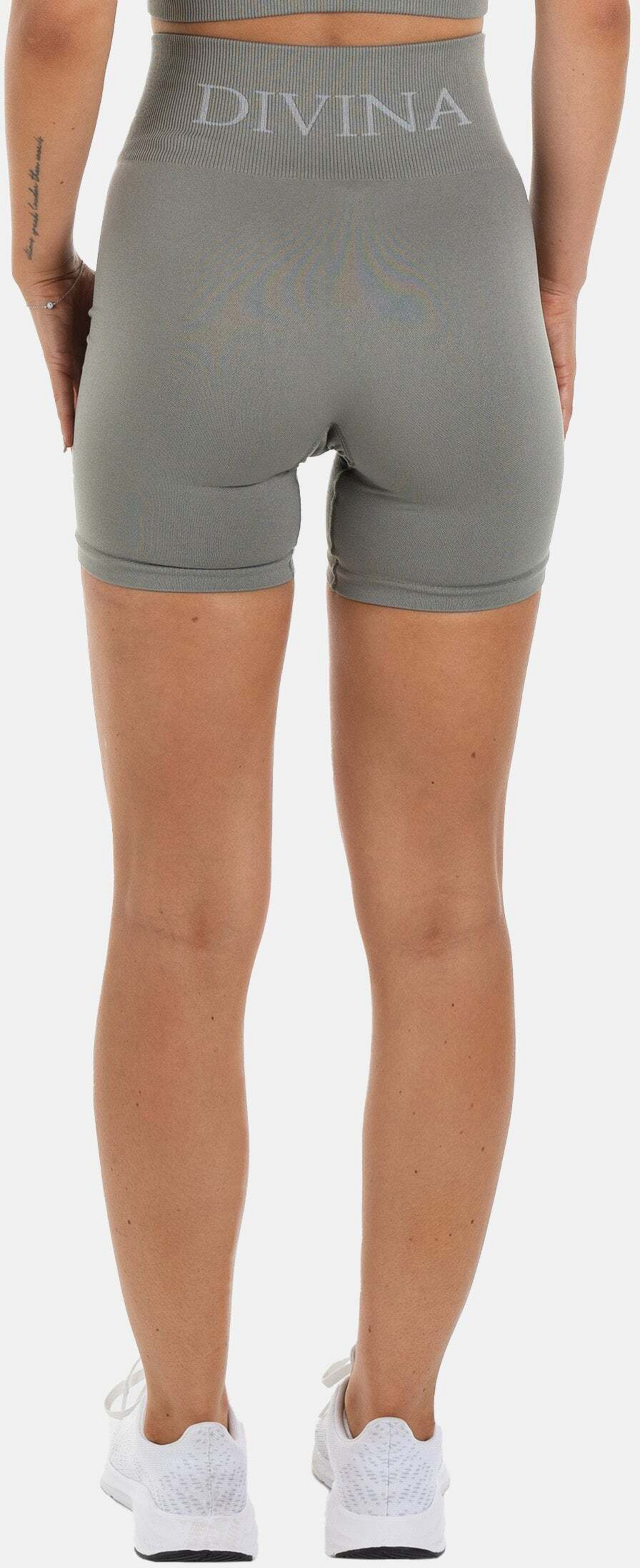 DIVINA, Divina Shorts "conscious"