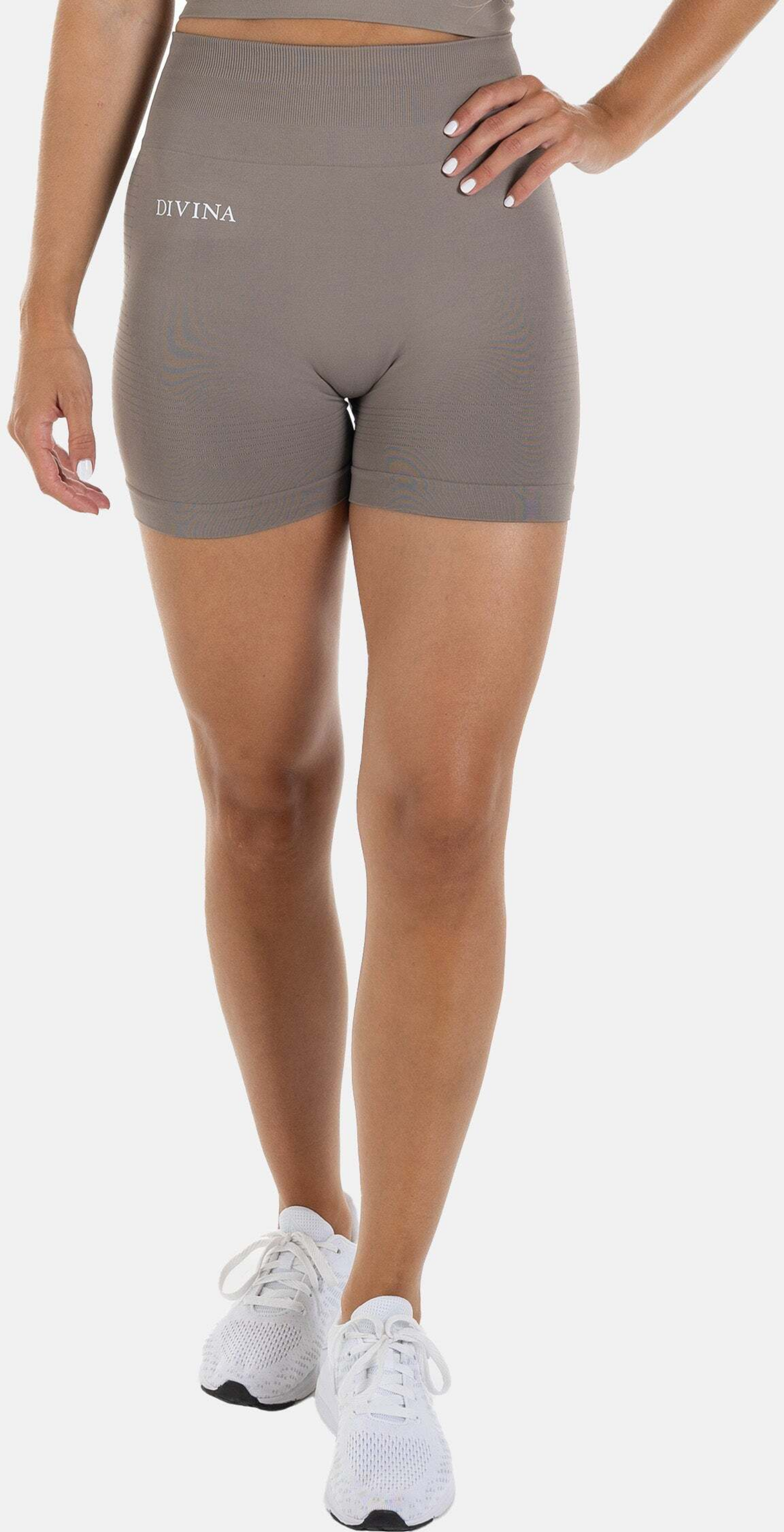 DIVINA, Divina Shorts "sleek"