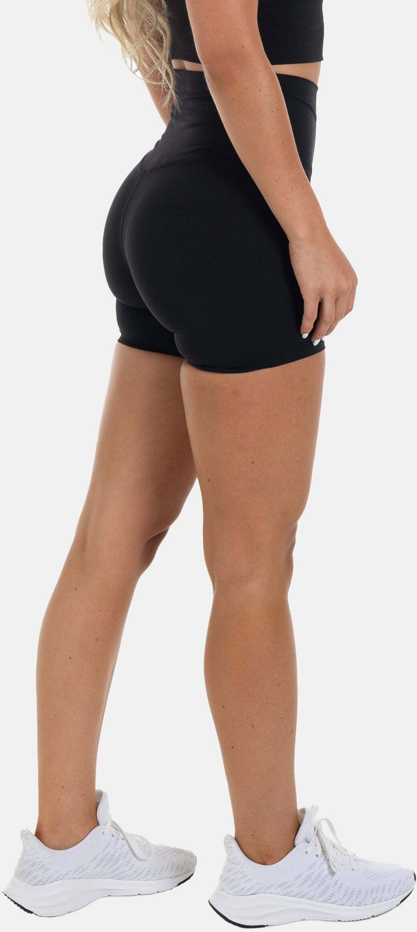 DIVINA, Divina Shorts 'athleisure'