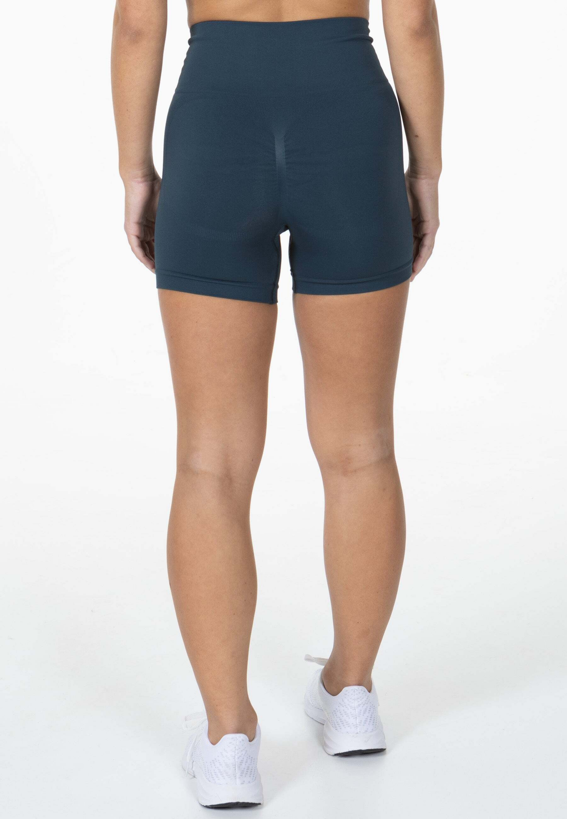 DIVINA, Divina Shorts 'prime'