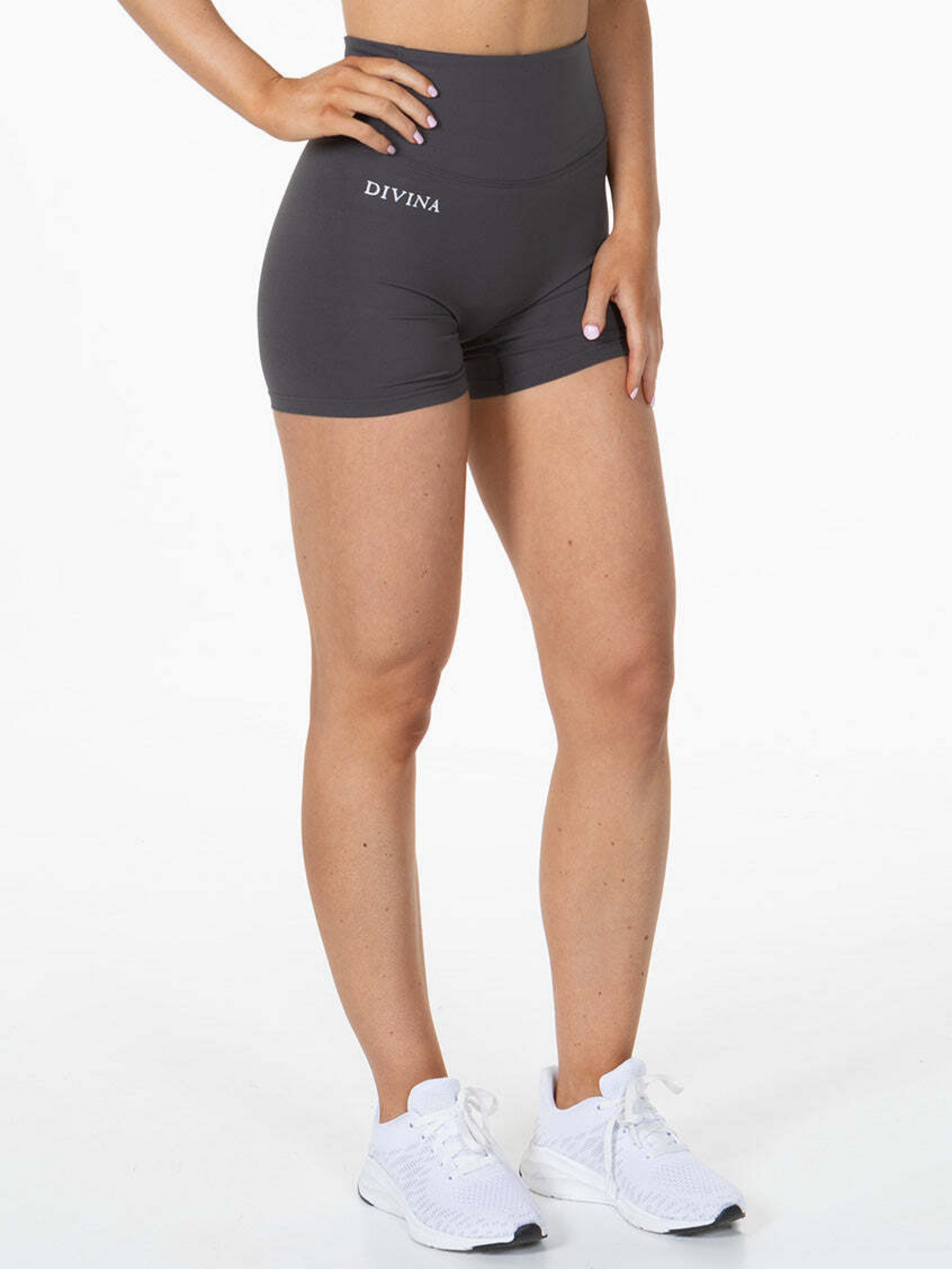 DIVINA, Divina Shorts 'valens'