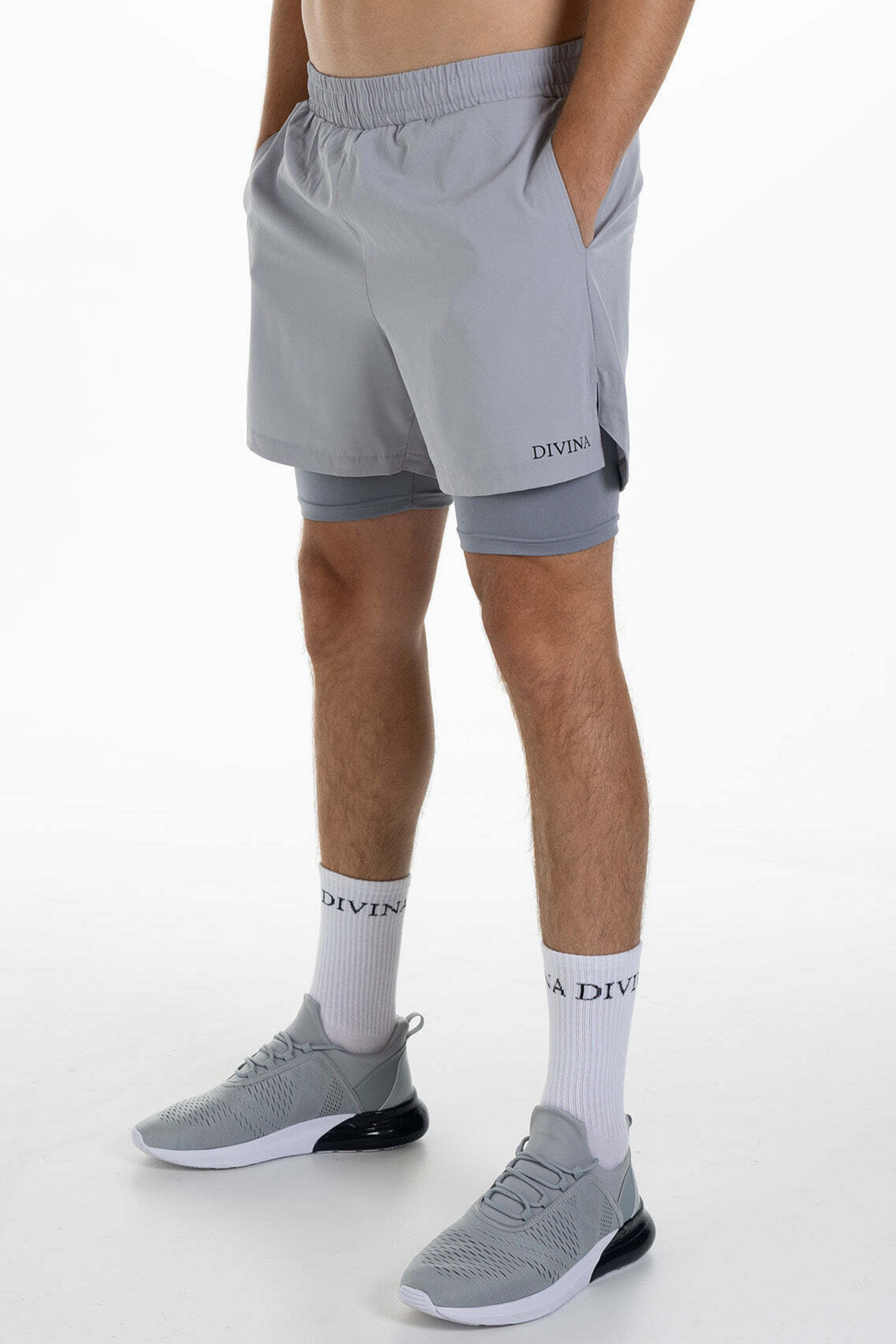 DIVINA, Divina Shorts &rdquo;fungor&rdquo;