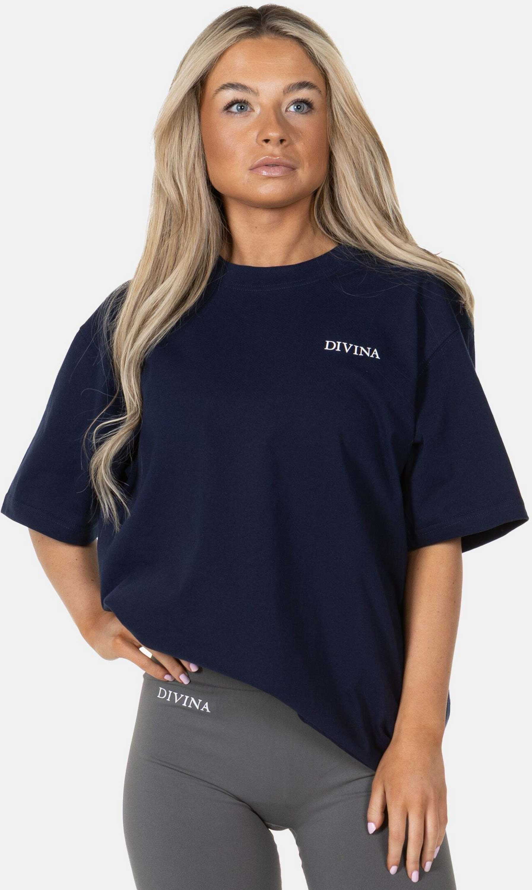 DIVINA, Divina T-shirt "laxus"