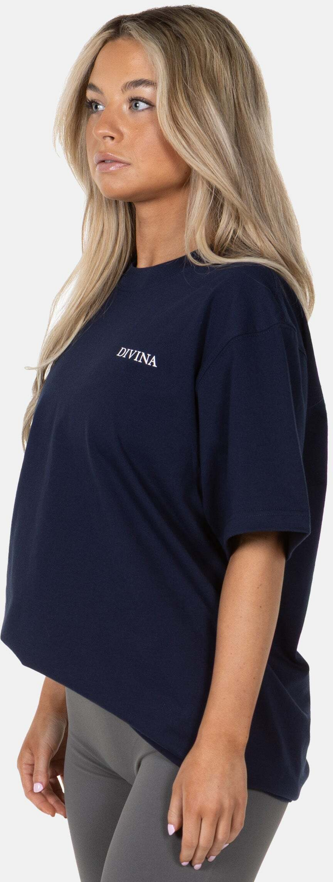 DIVINA, Divina T-shirt "laxus"