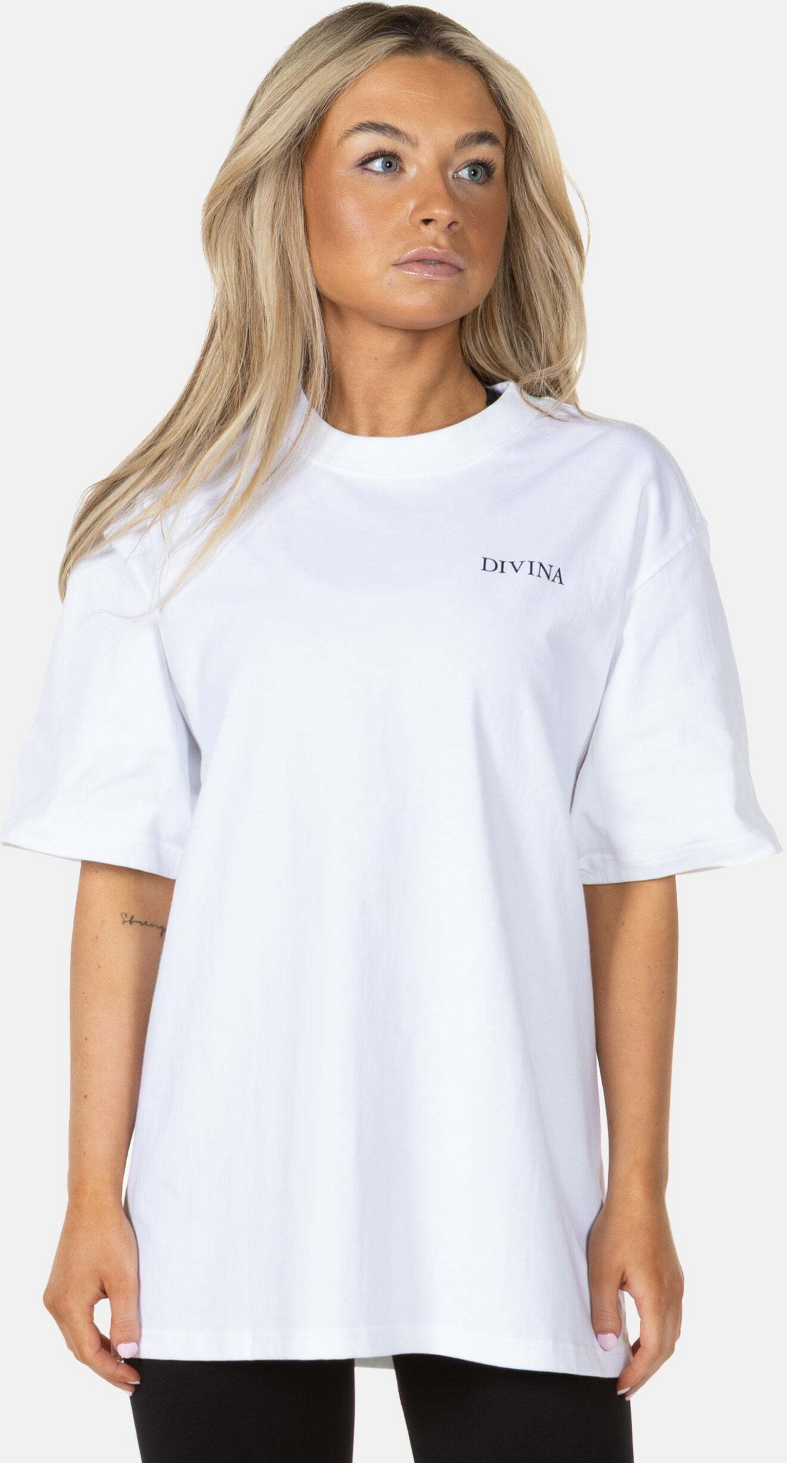 DIVINA, Divina T-shirt "laxus"