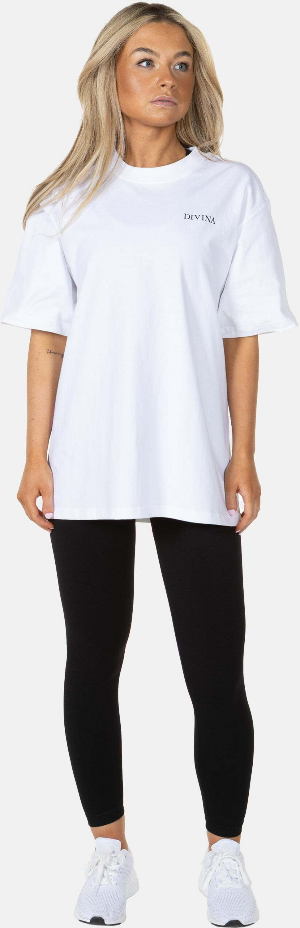 DIVINA, Divina T-shirt "laxus"