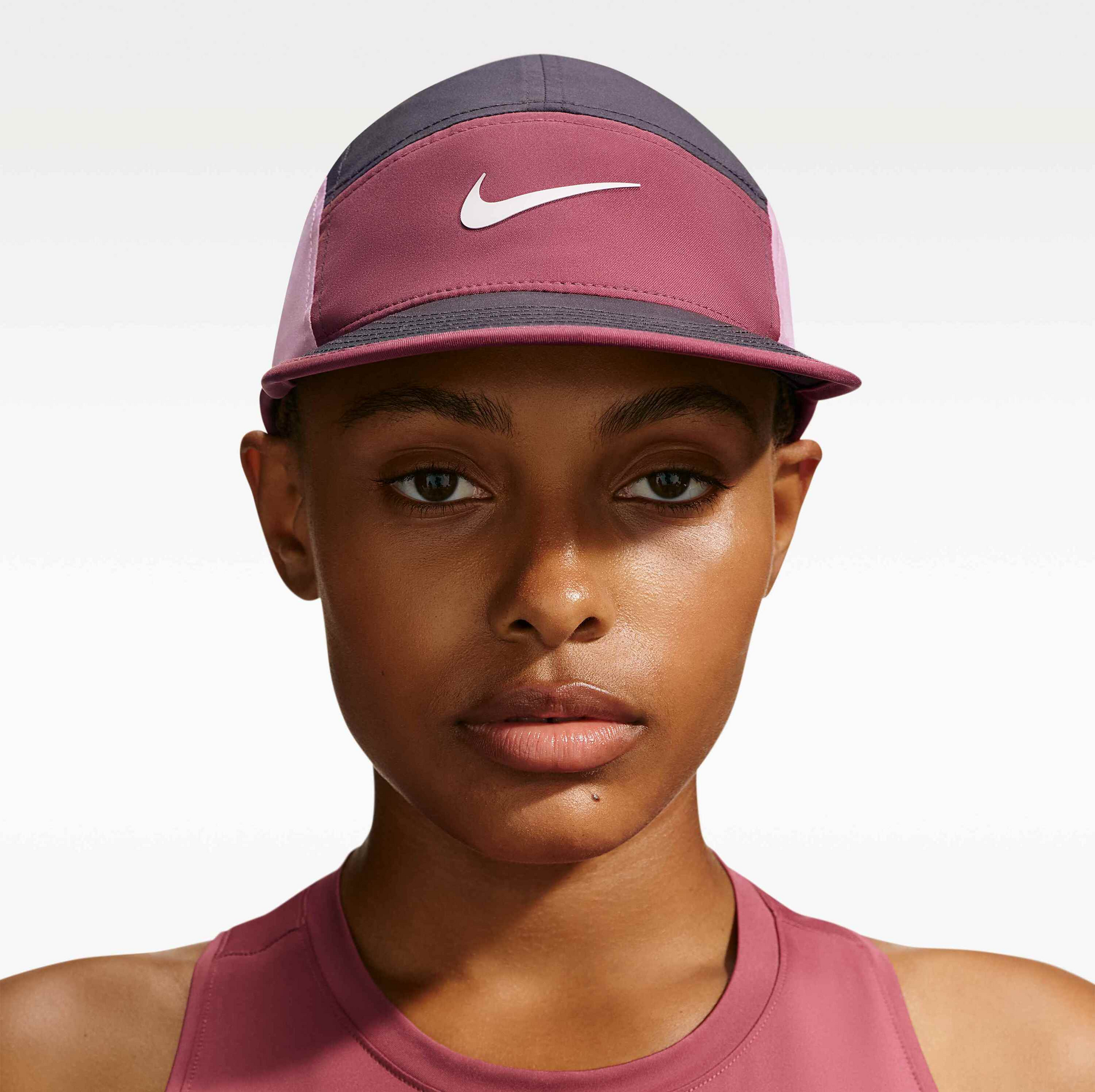 NIKE, Dri-fit Unstructured Swoosh Cap Fly