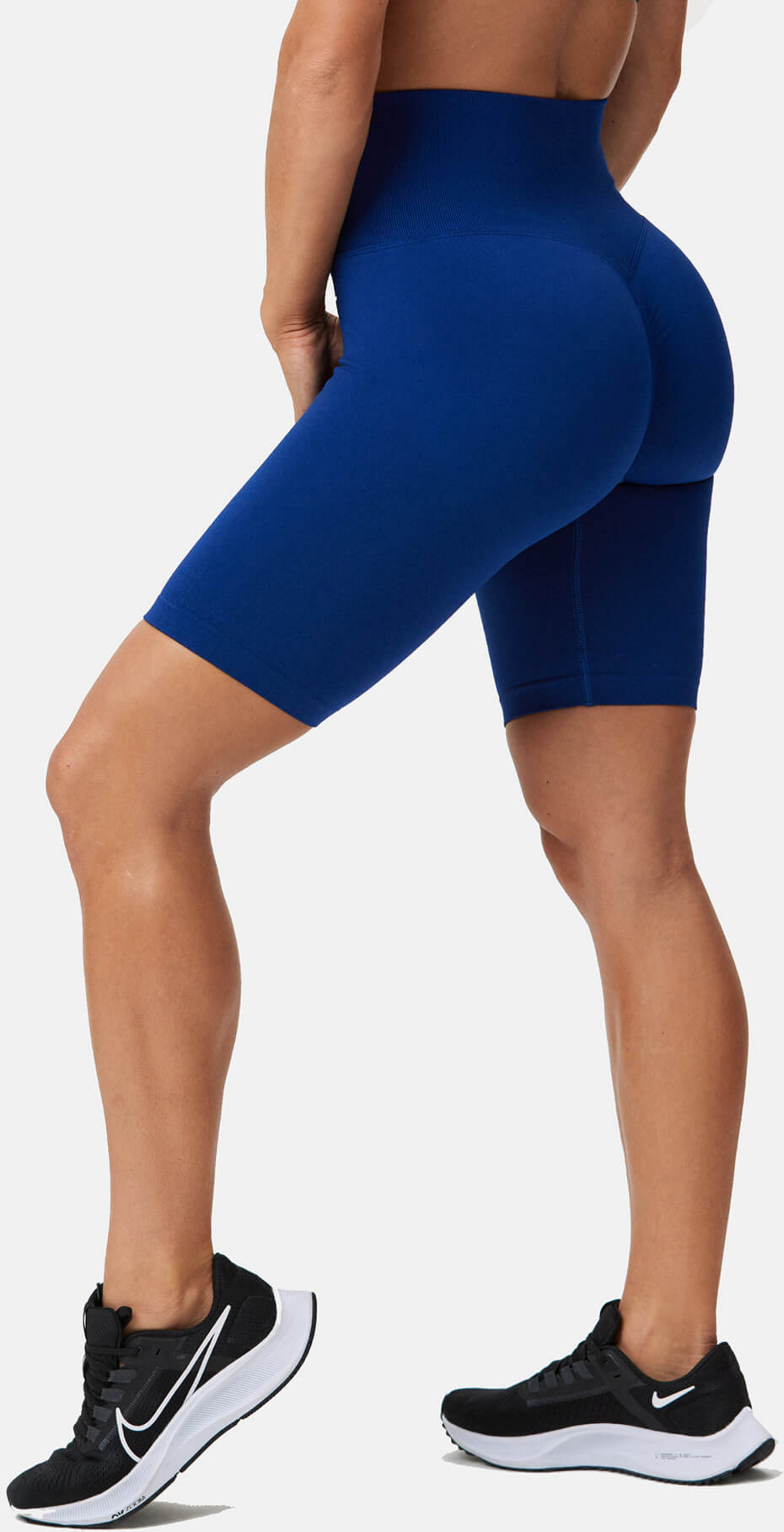 ALERA, Enigma Scrunch Shorts