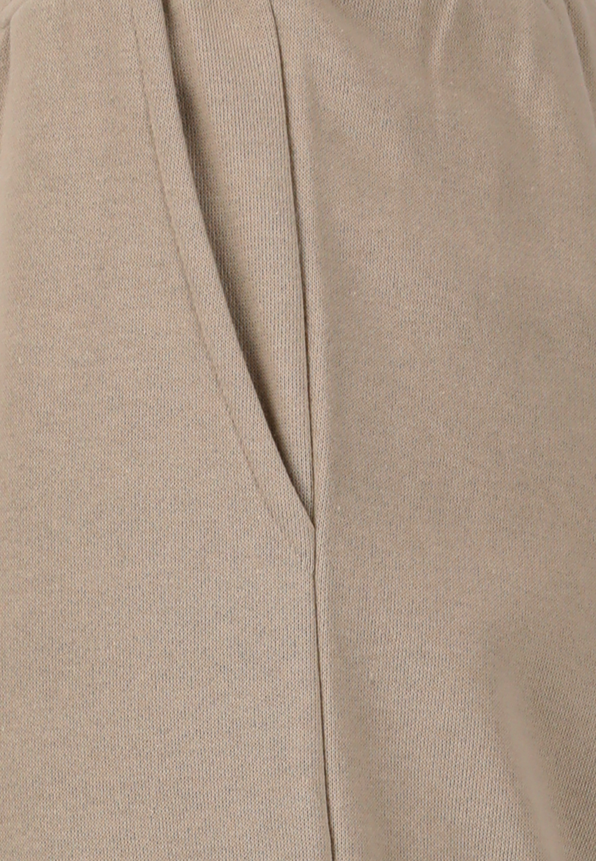 ENDURANCE, Evelyn Jr.