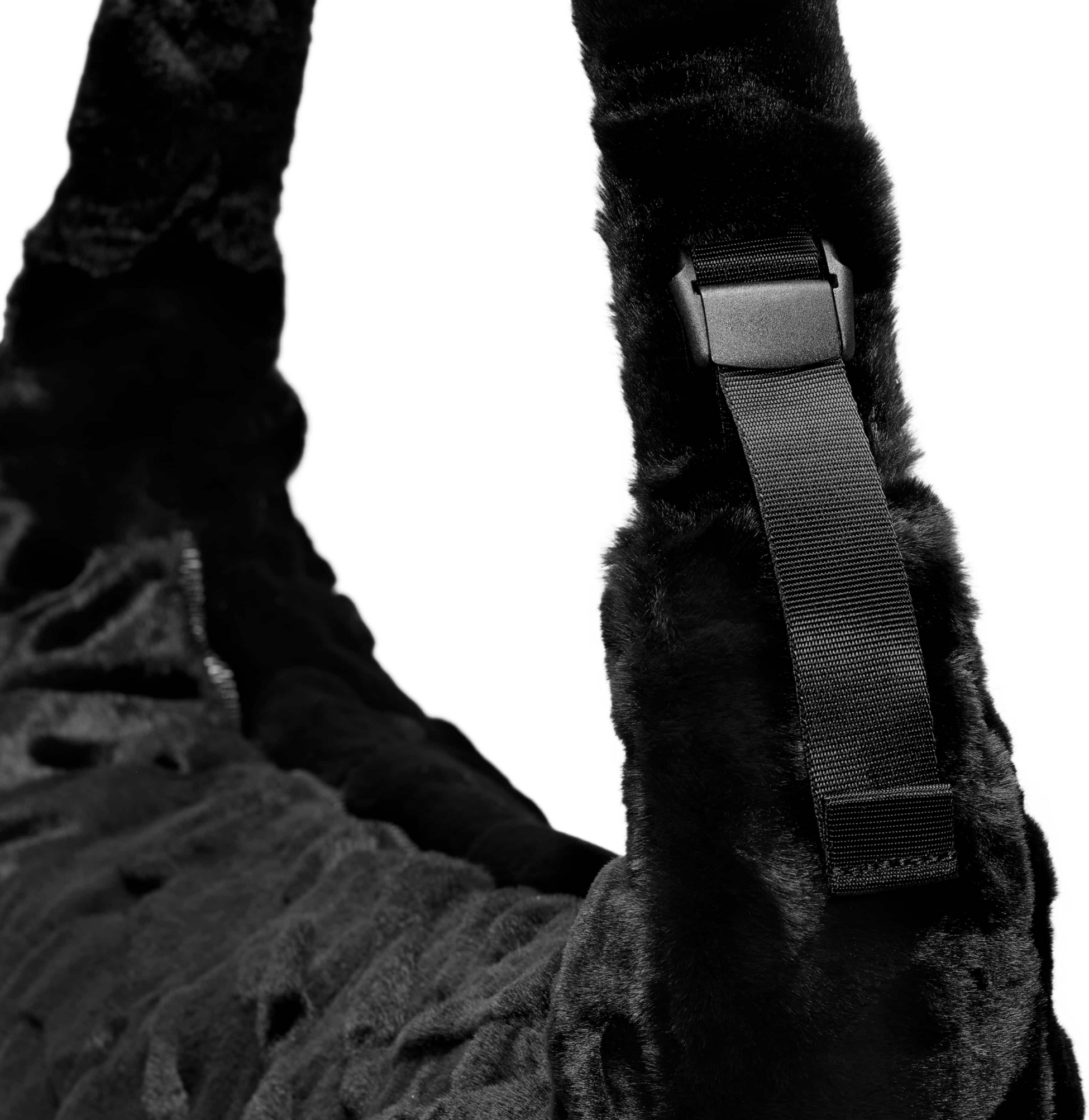 NIKE, Faux Fur Slouchy Bag (19l) Sportswear